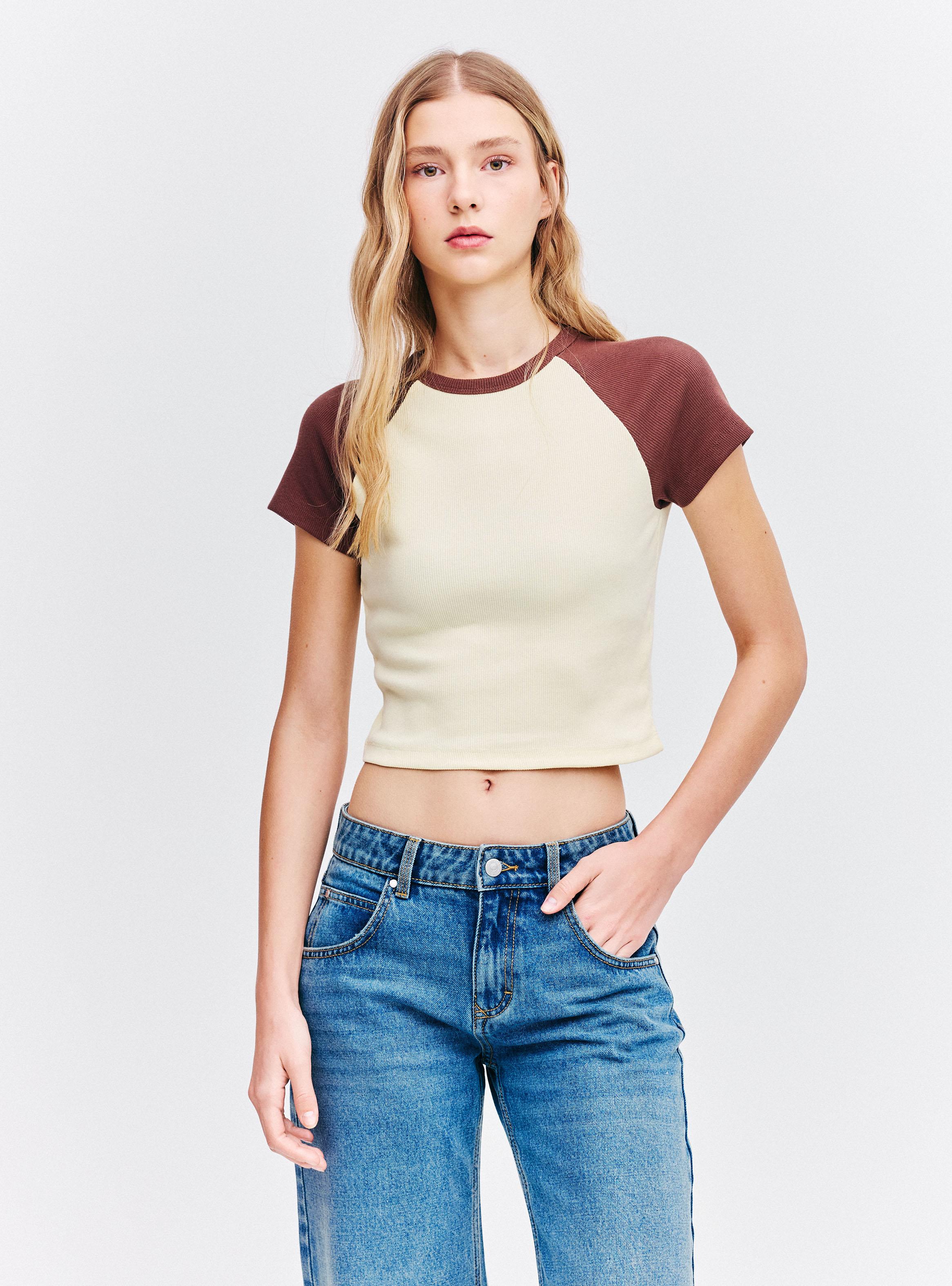 Polera Bicolor Raglán Cropped Manga Corta Cuello Redondo-0