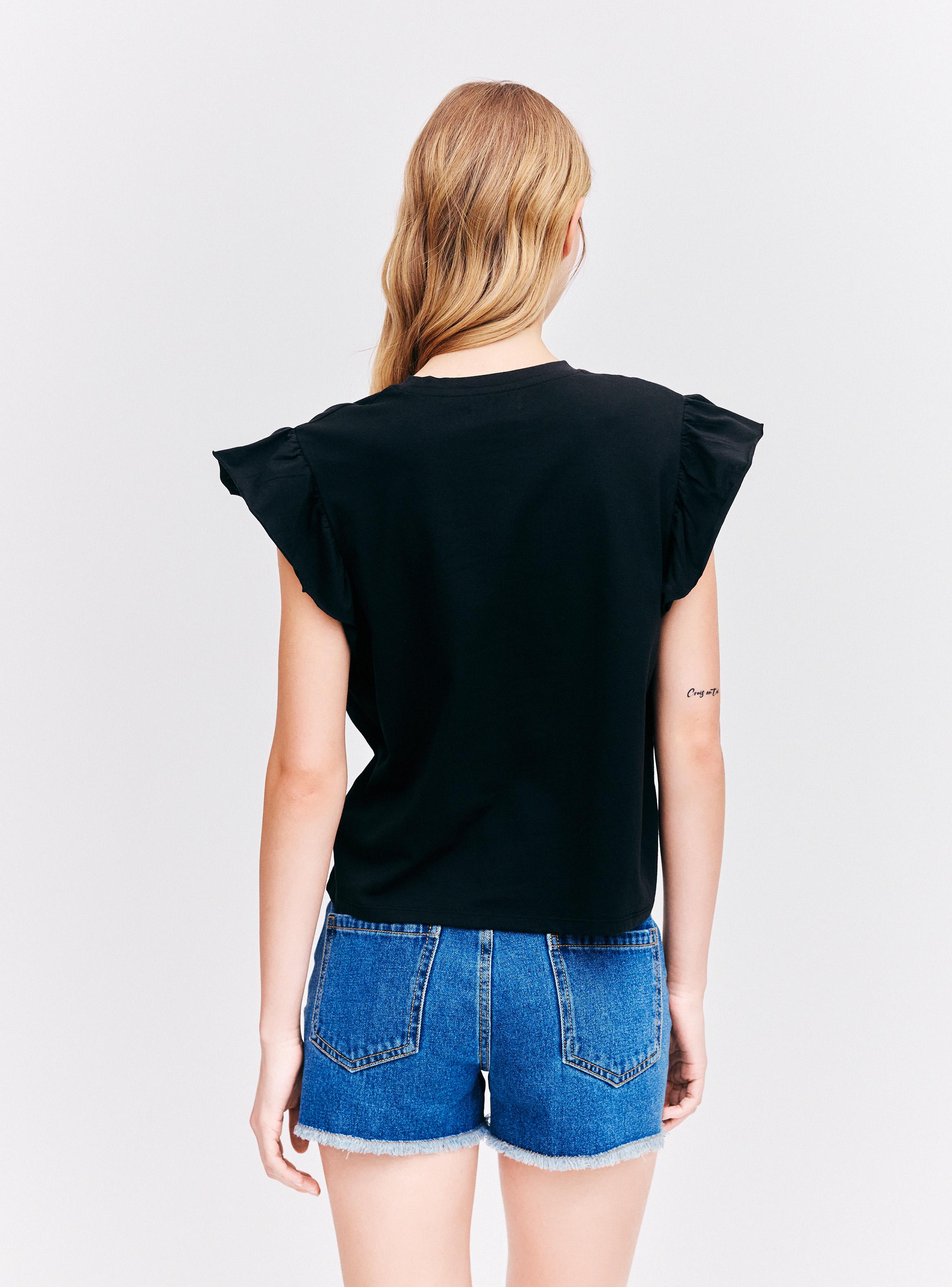 Polera Manga con Volantes Cuello Redondo-1