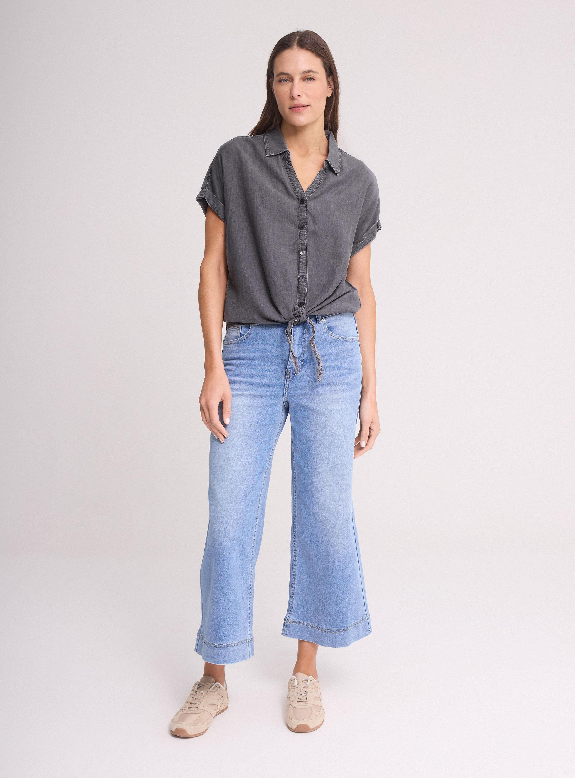 Blusa Denim Cuello Camisero Botón con Lazo-4