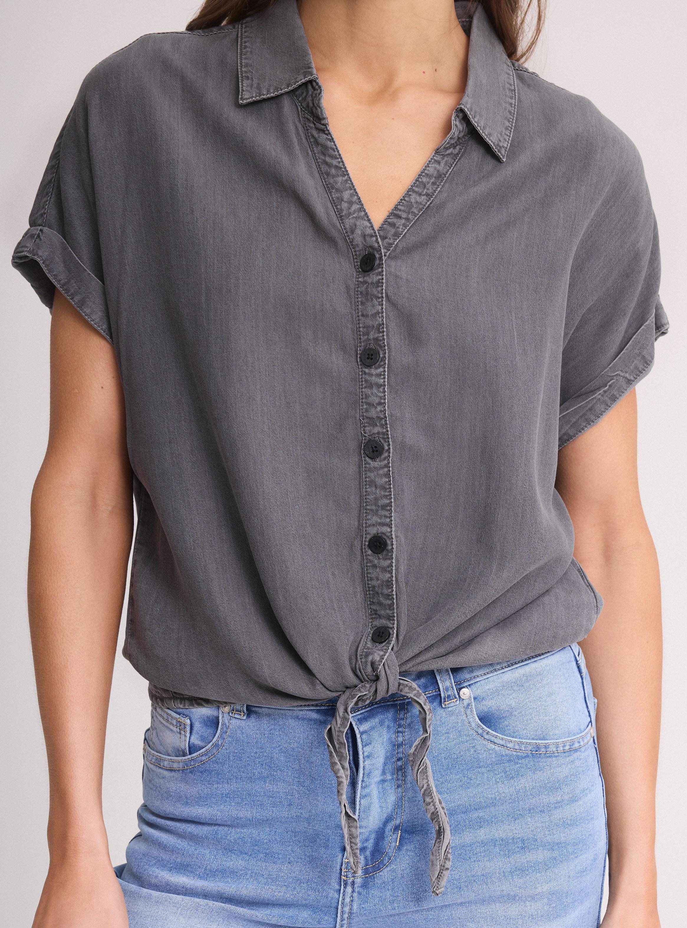 Blusa Denim Cuello Camisero Botón con Lazo-2