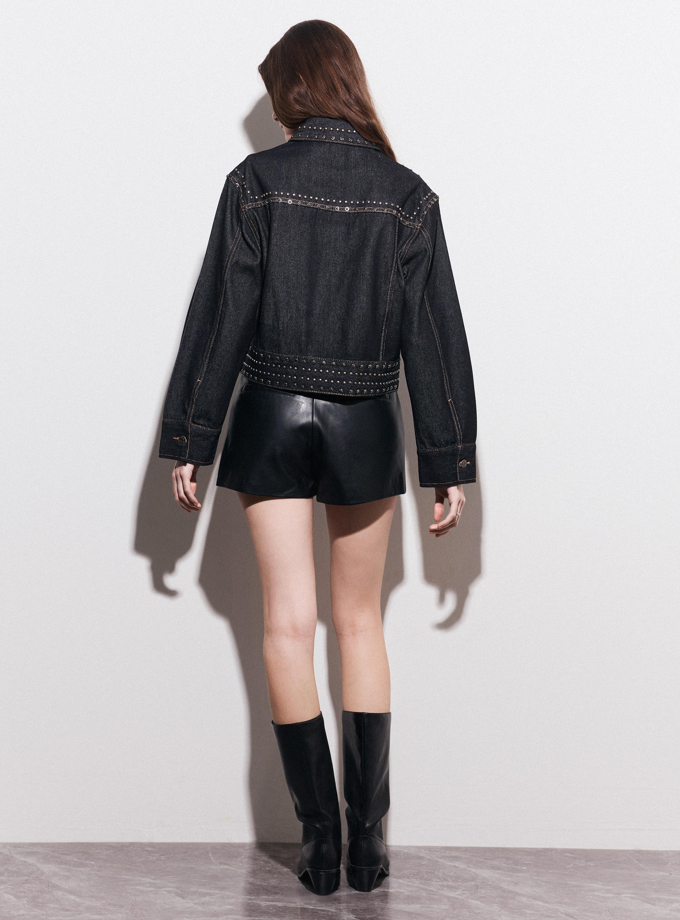 Chaqueta Oversize con Tachas Decorativas-5