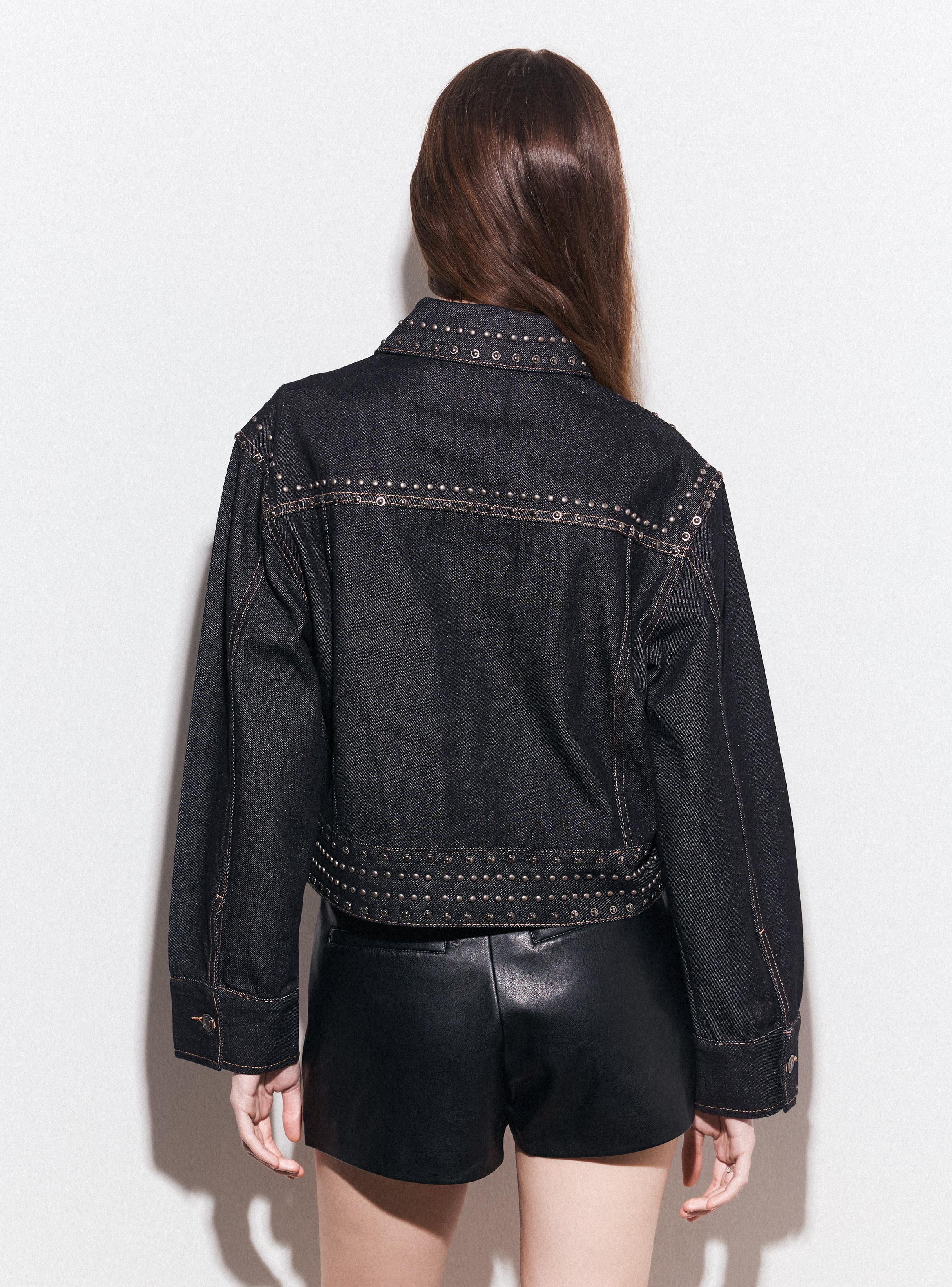Chaqueta Oversize con Tachas Decorativas-1
