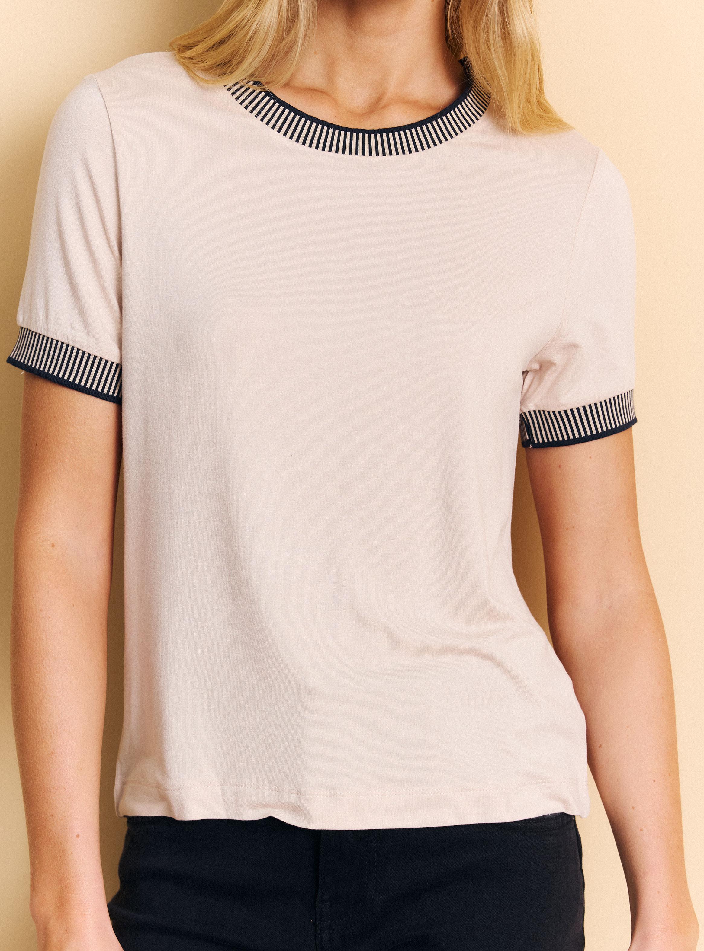 Polera Manga Corta Acanalado con Detalle Líneas-3