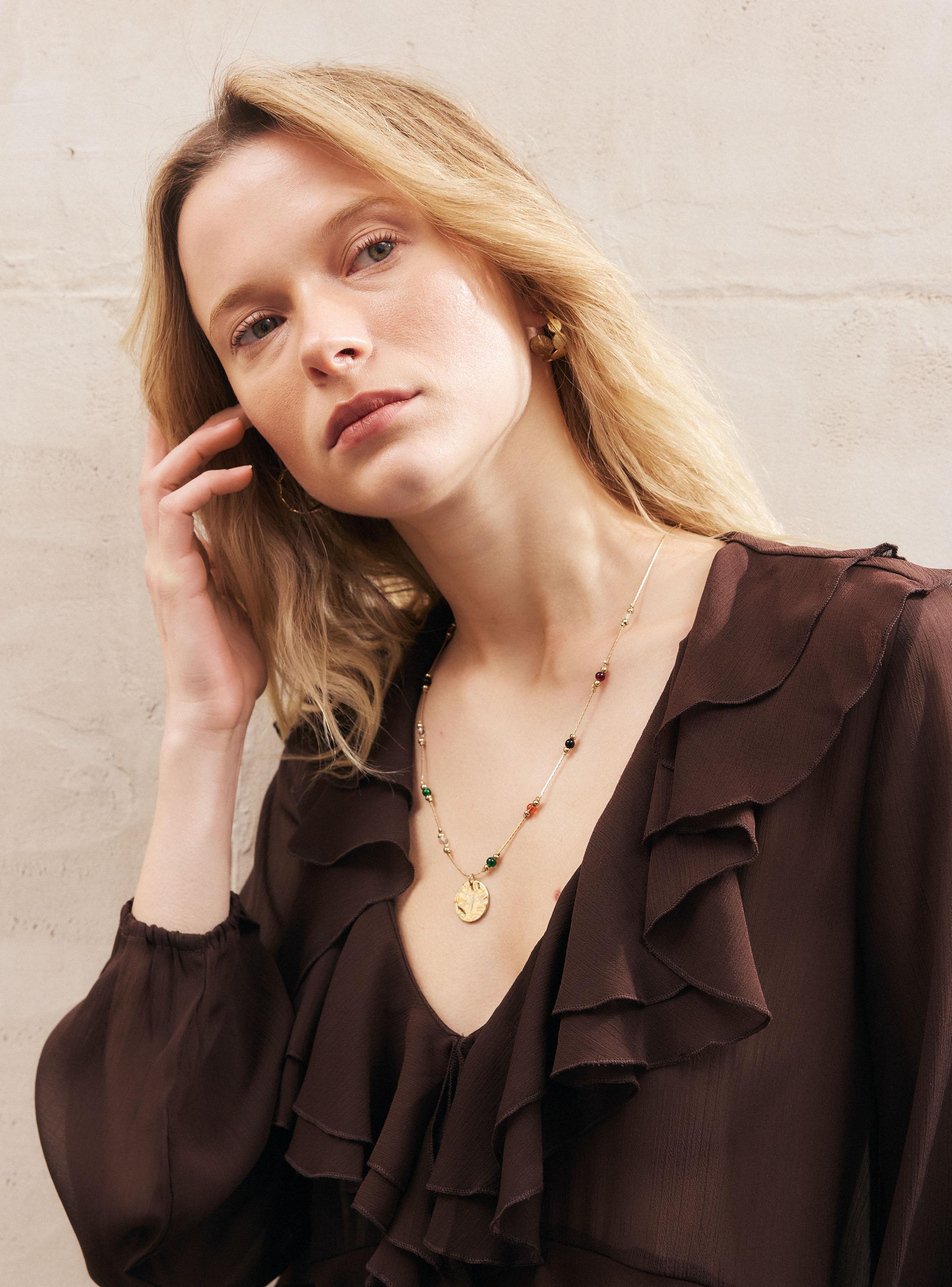 Blusa Escote V con Volantes-2