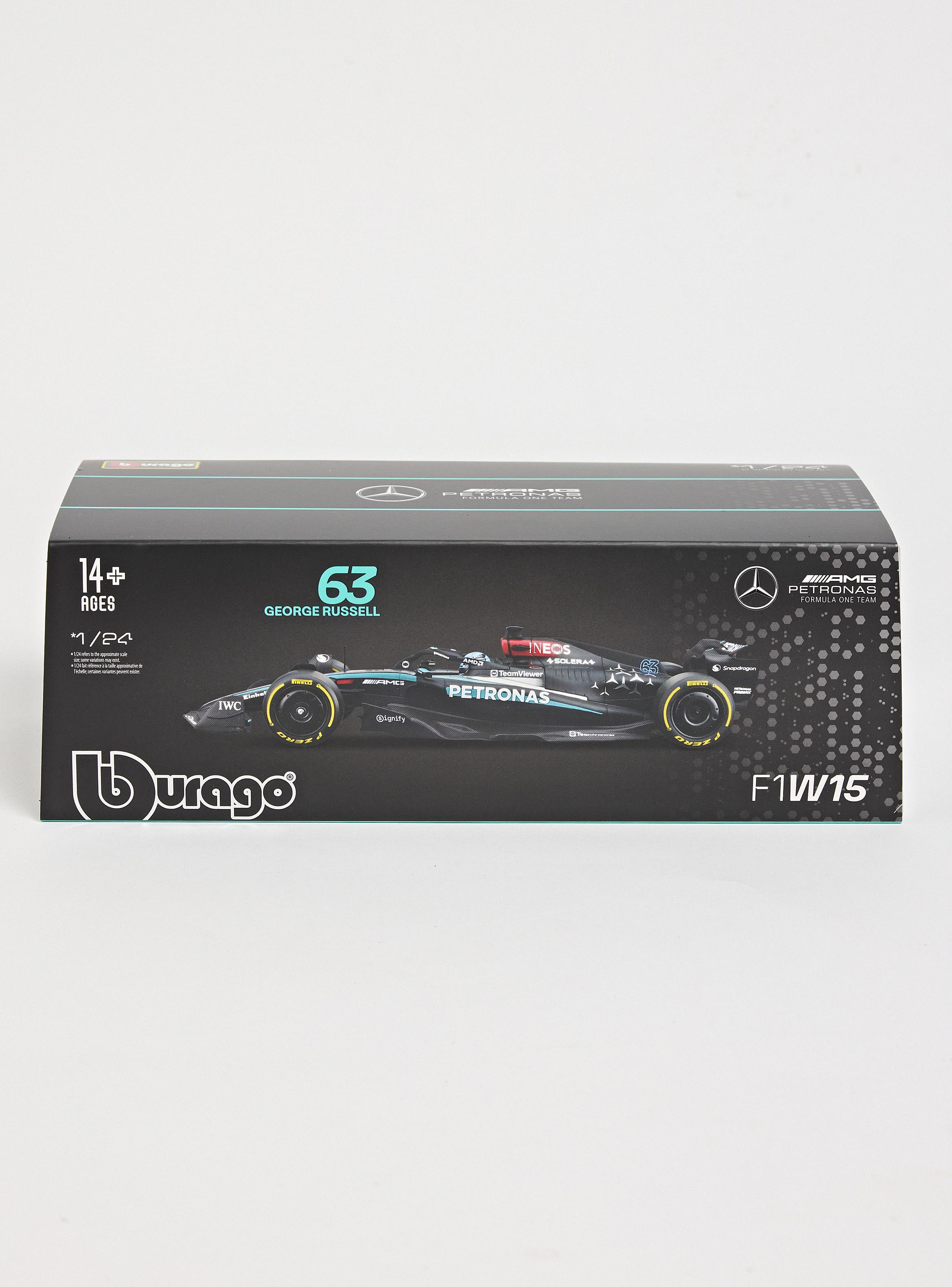 Auto de Carrera Mercedes AMG F1 W15 1:24 con Casco-3