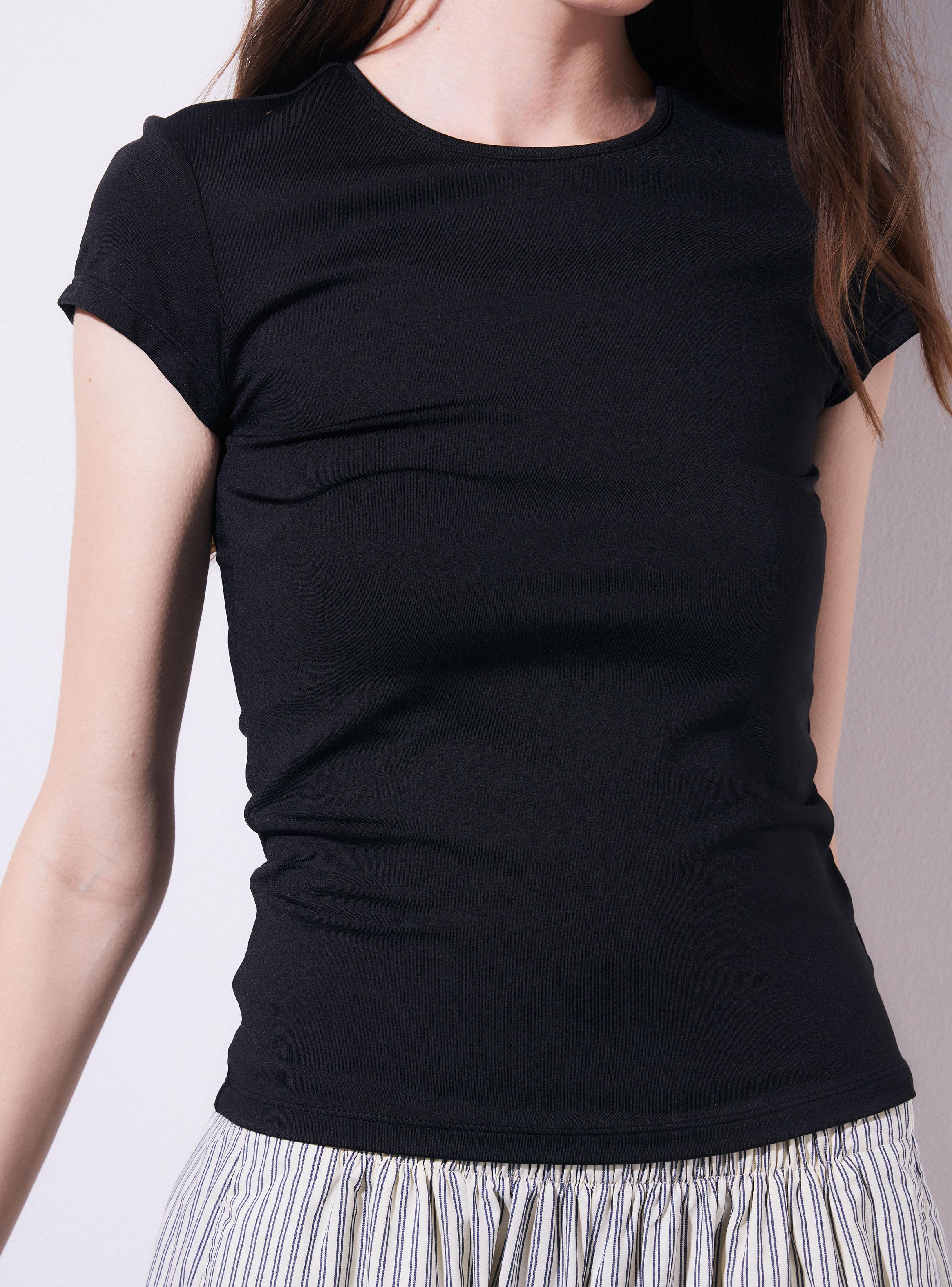 Polera Básica Regular Fit con Cuello Redondo-3