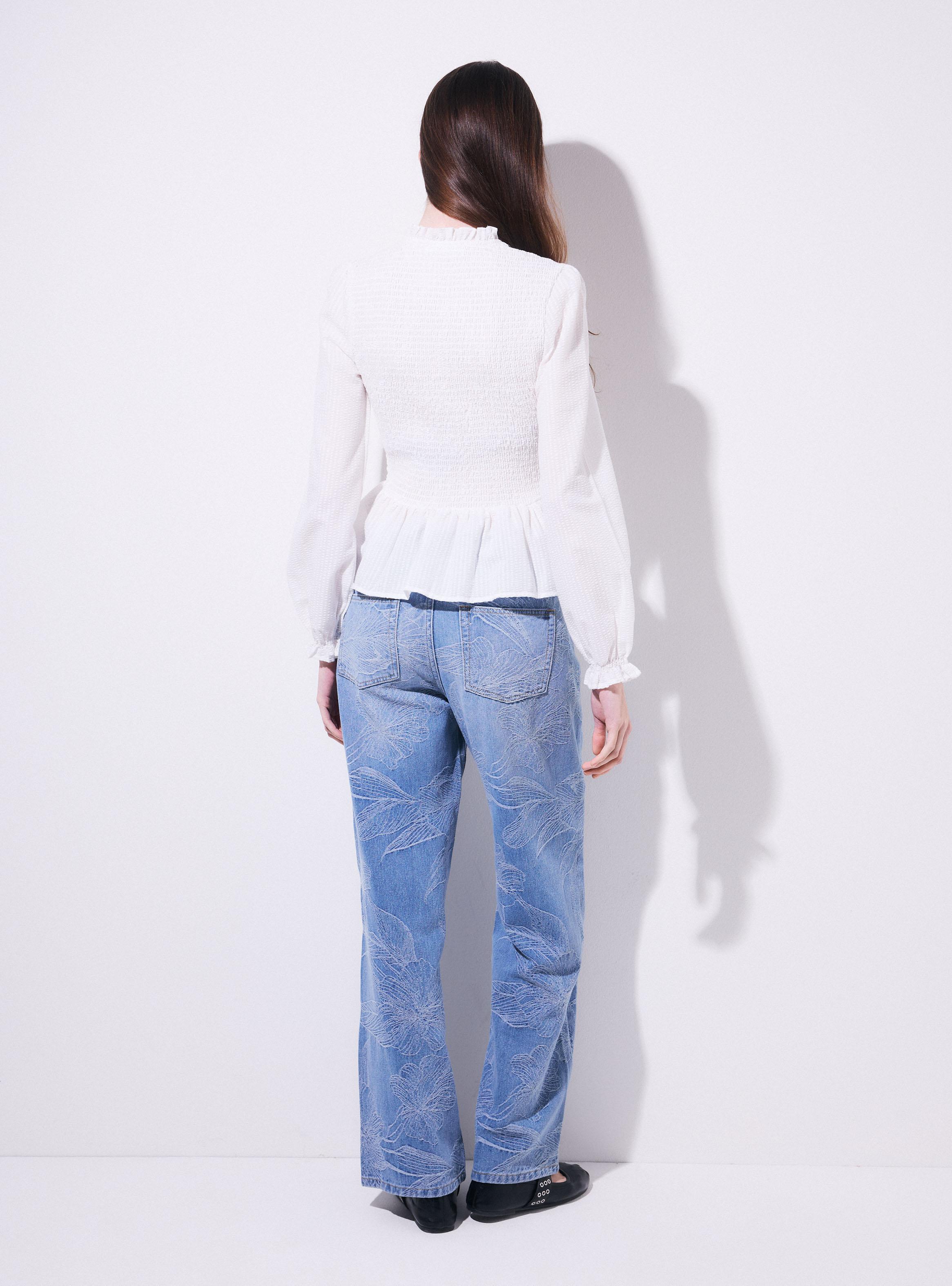 Blusa Cuello Camisero con Manga Abullonada y Botón-5