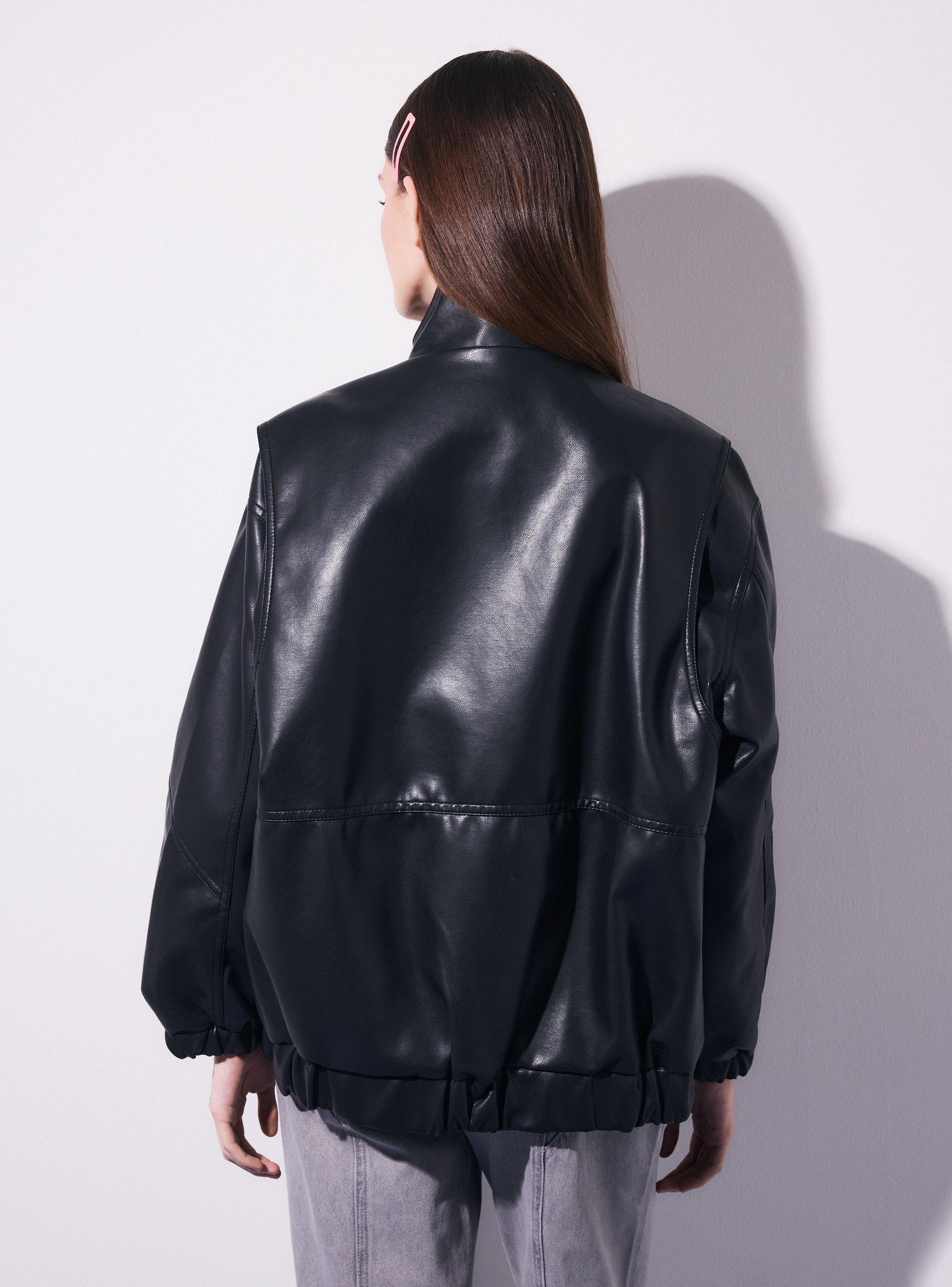 Chaqueta Oversize con Cierre Frontal con Puños-1