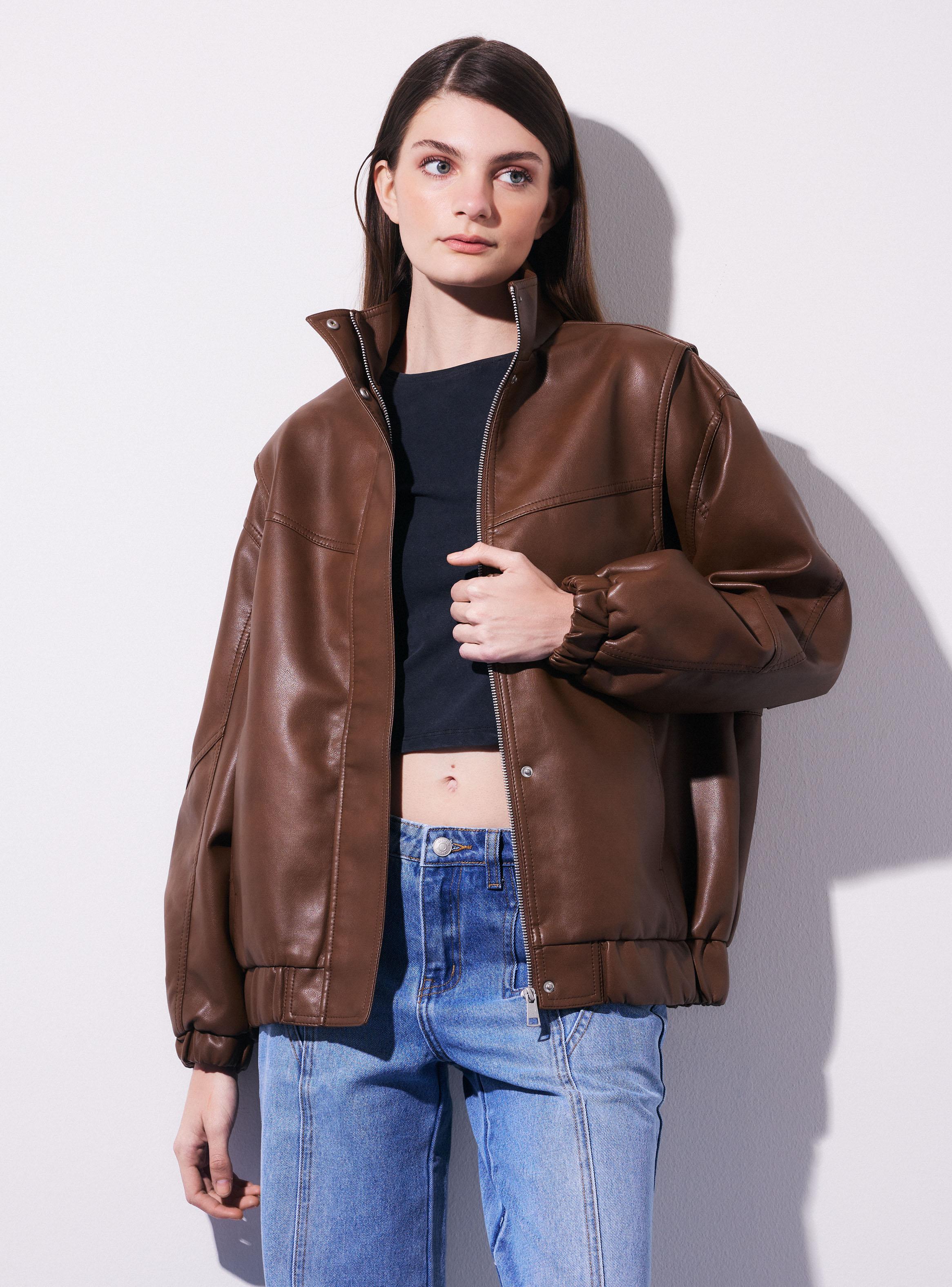 Chaqueta Oversize con Cierre Frontal con Puños-0