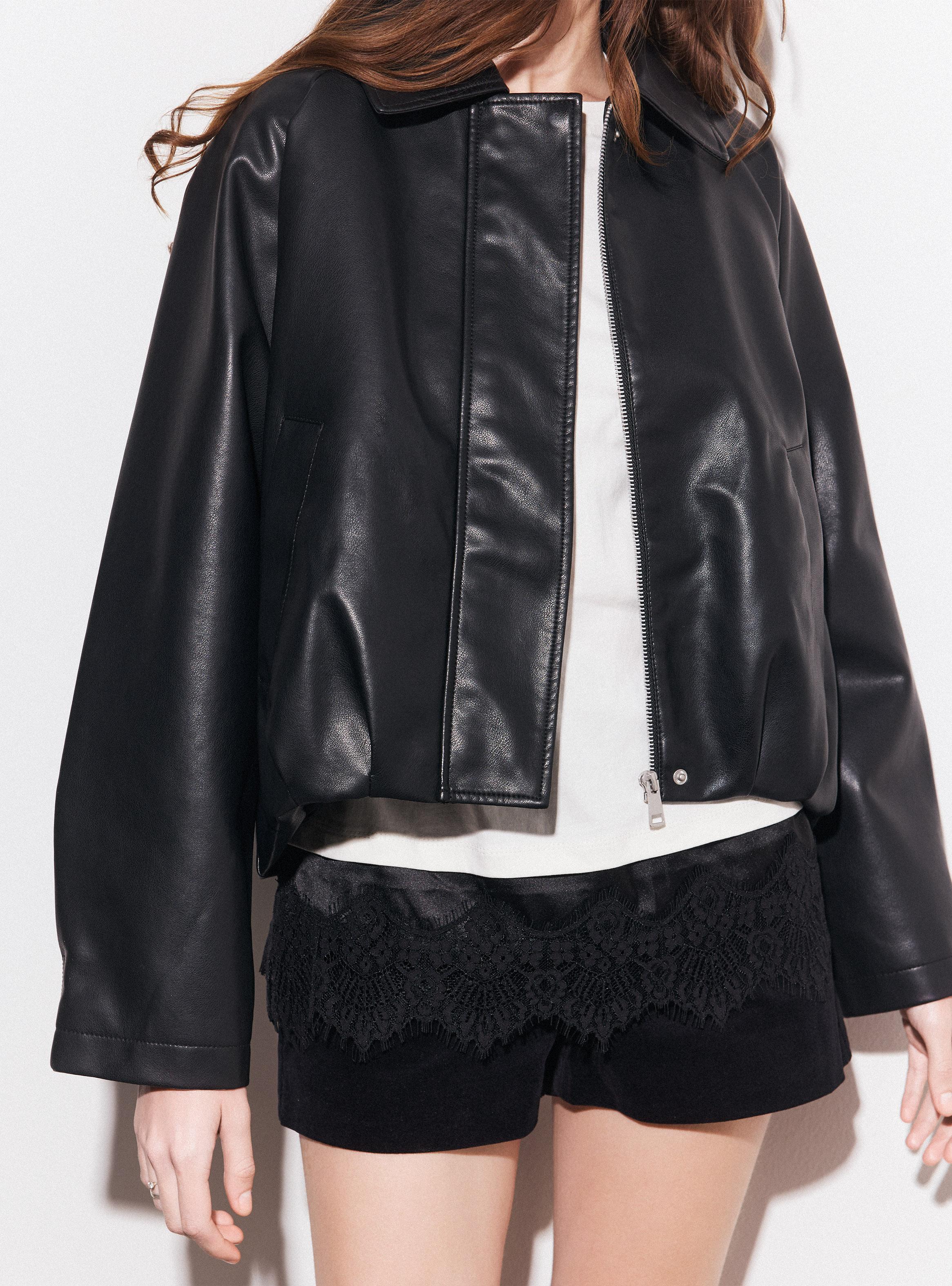 Chaqueta Cuero Sintético con Cierre Frontal Solapa-3