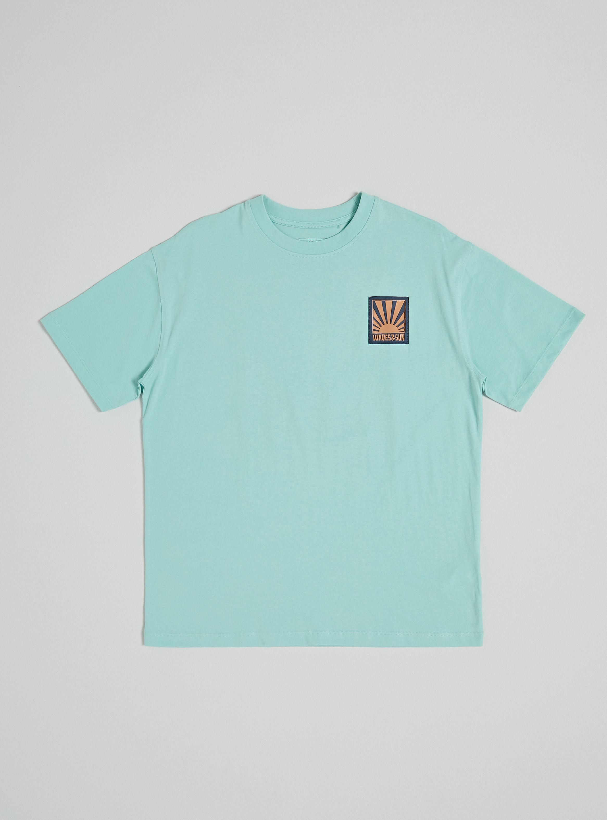 Polera Parche Frontal y Estampado Textura-1
