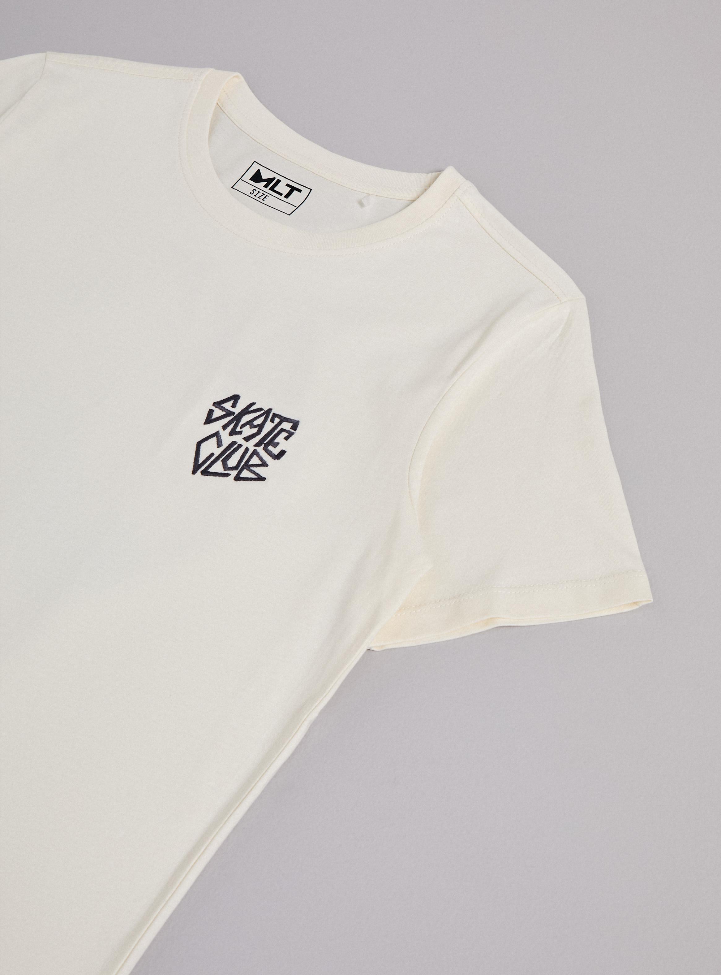 Polera Bordado Frontal Letras con Estampado Espalda-4