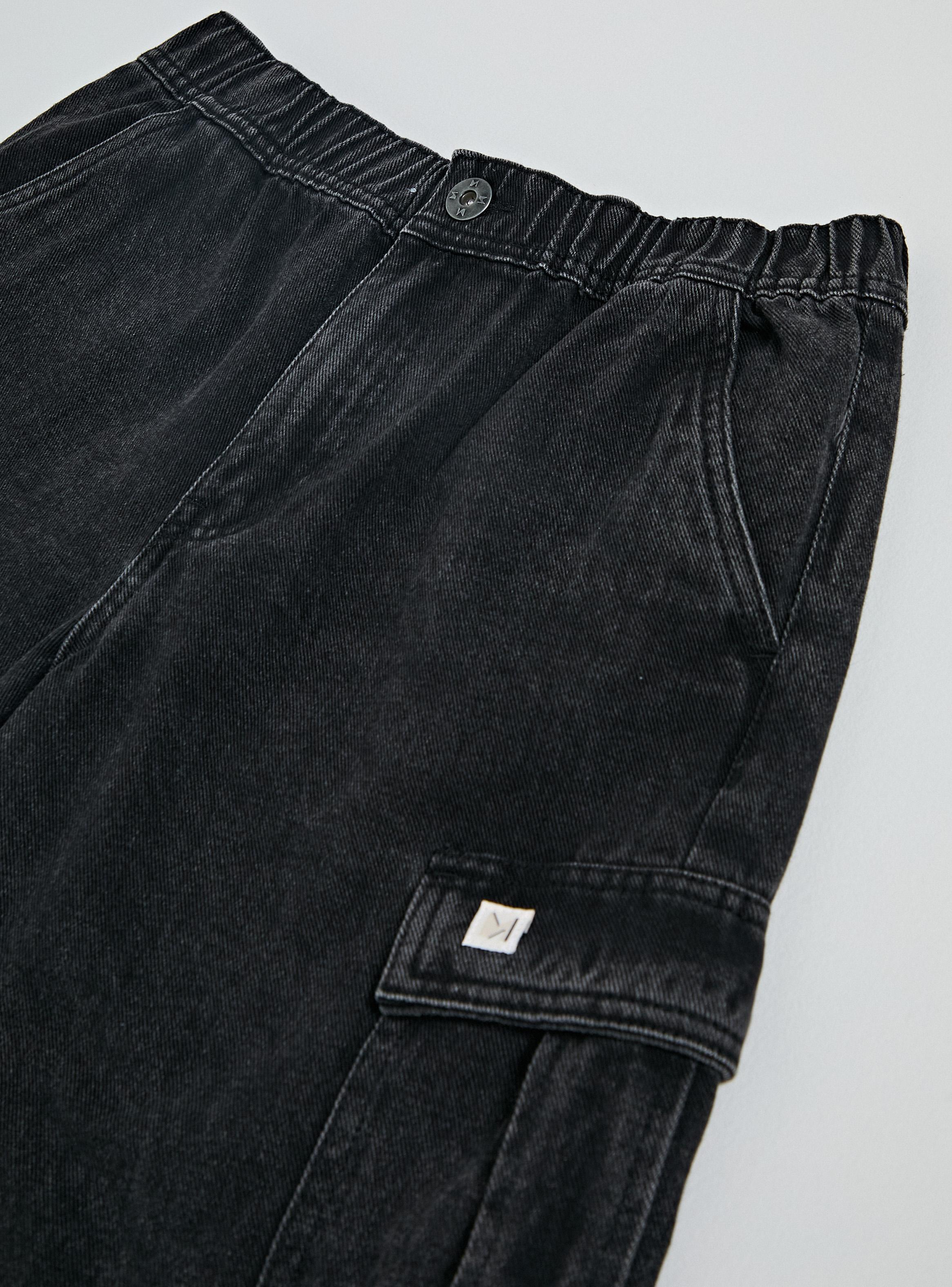 Short Cargo Detalle Logo Denim-3