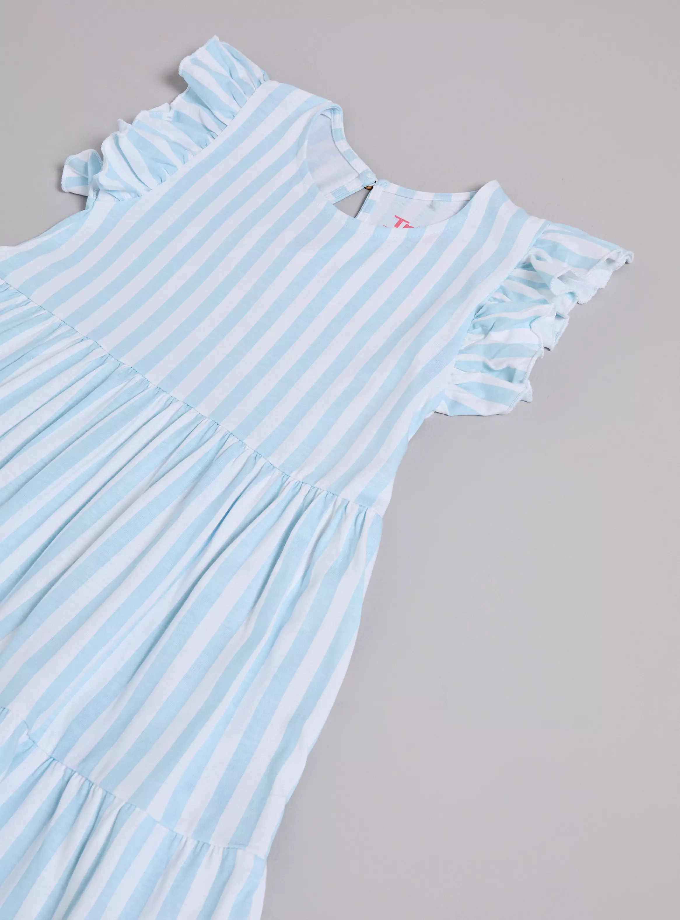 Vestido Diseño Estampado con Detalles Vuelos-3