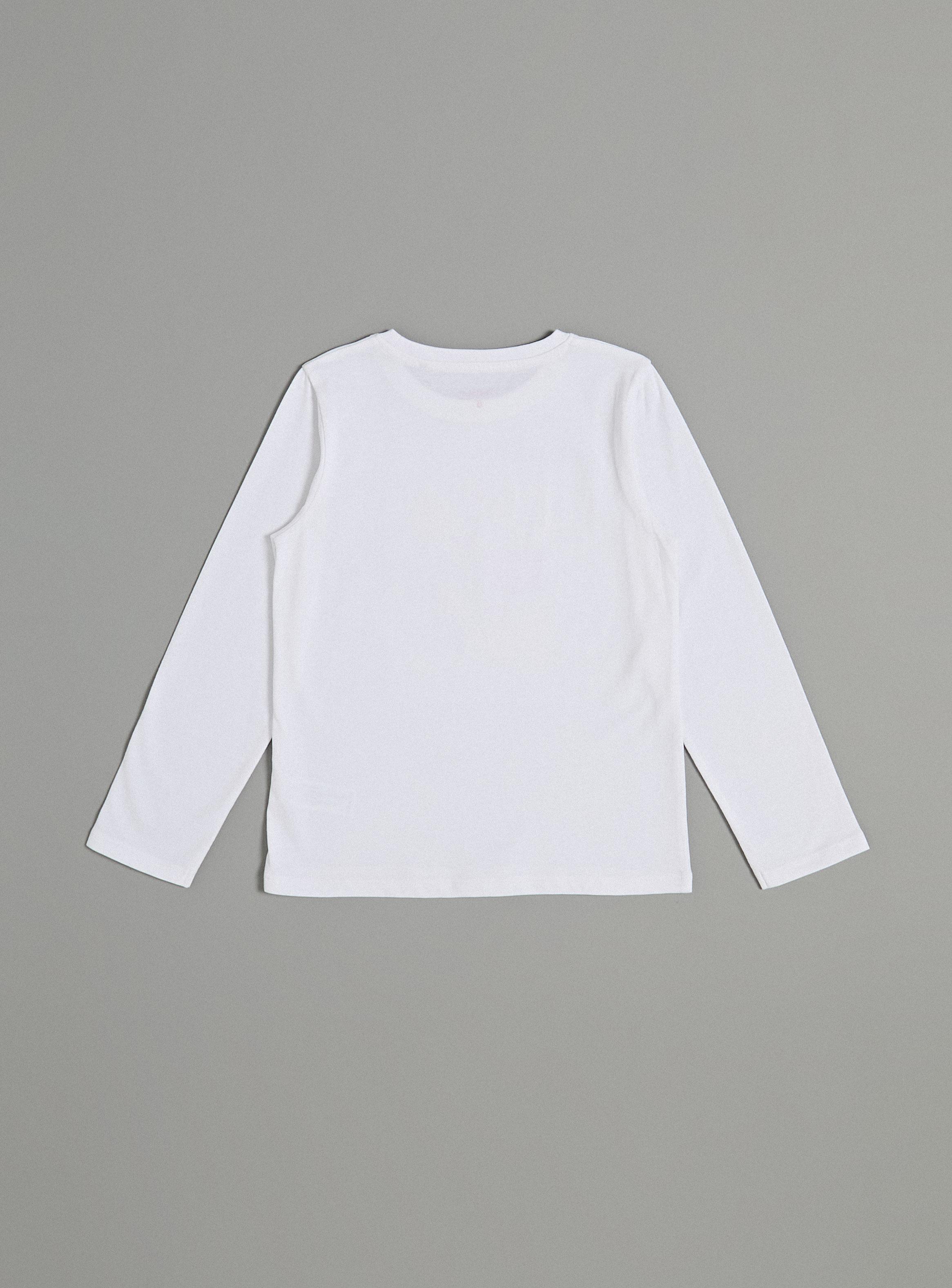 Polera Diseño Frontal con Aplicaciones Texturas-2