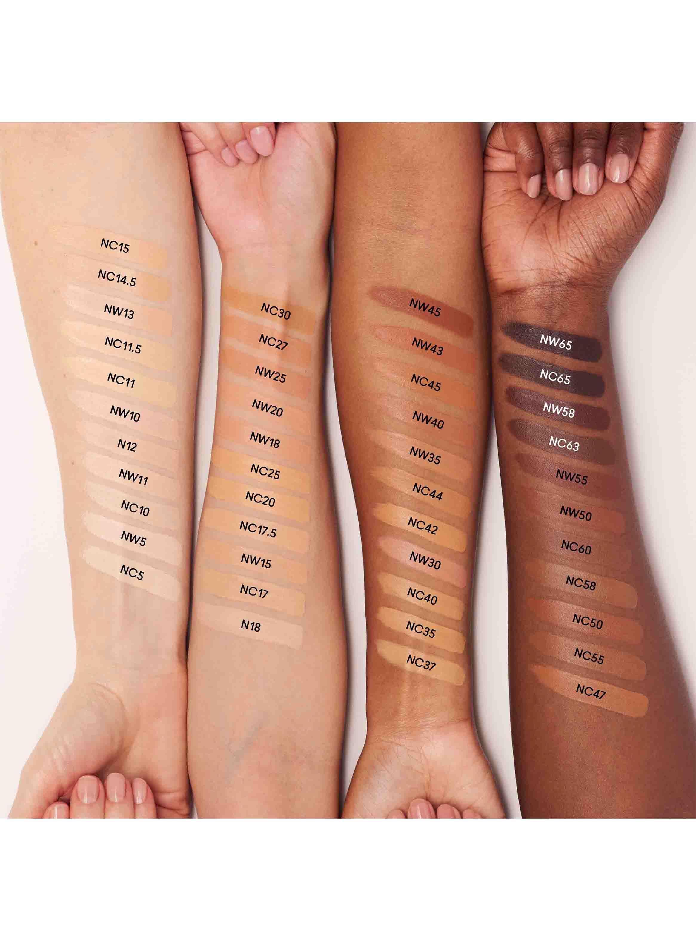 Corrector Studio Fix 36HR Smooth Angles Concealer NW11-4