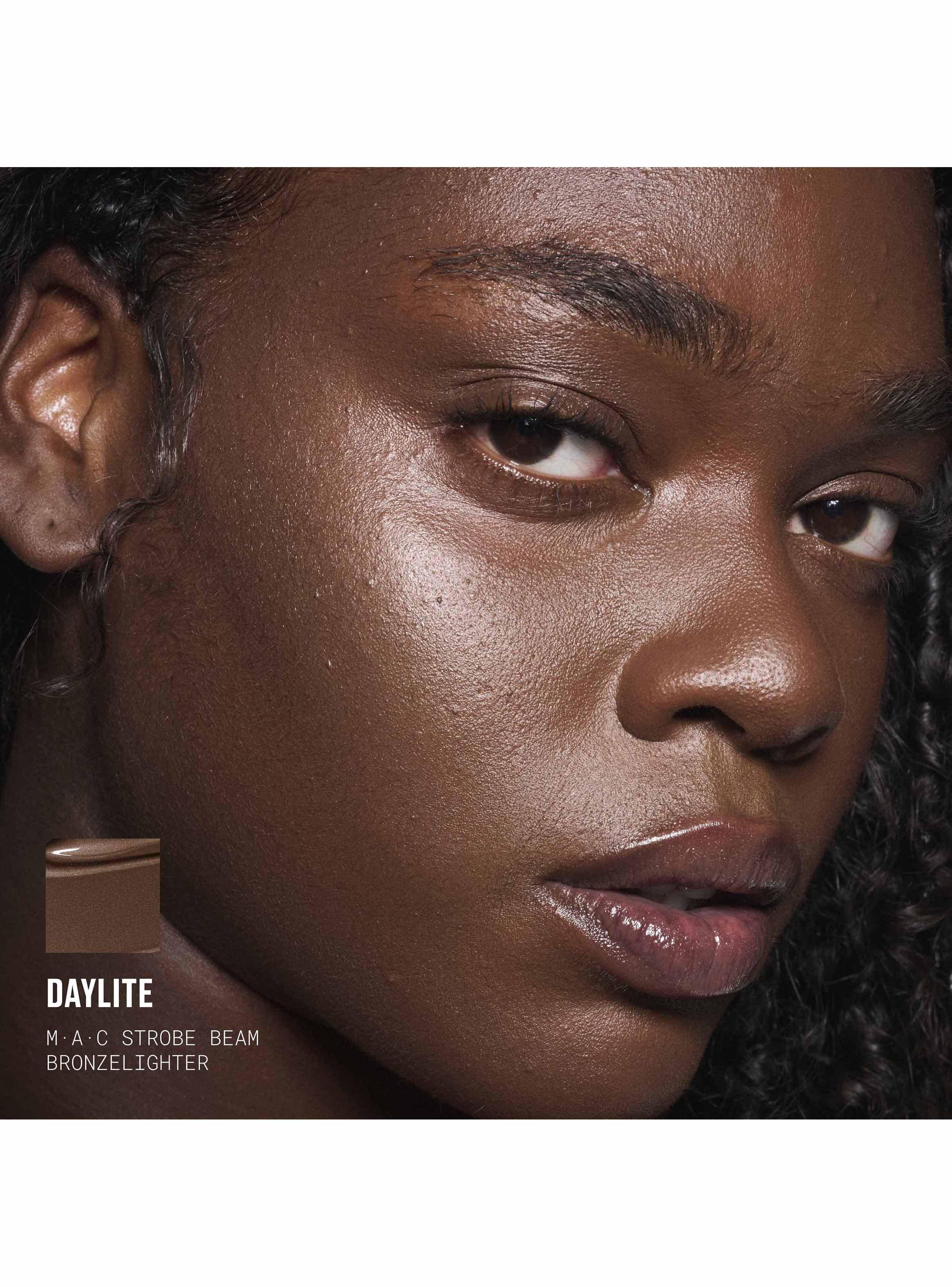Bronceador Líquido M·A·C Strobe Beam Liquid Bronzelighter Daylite-2
