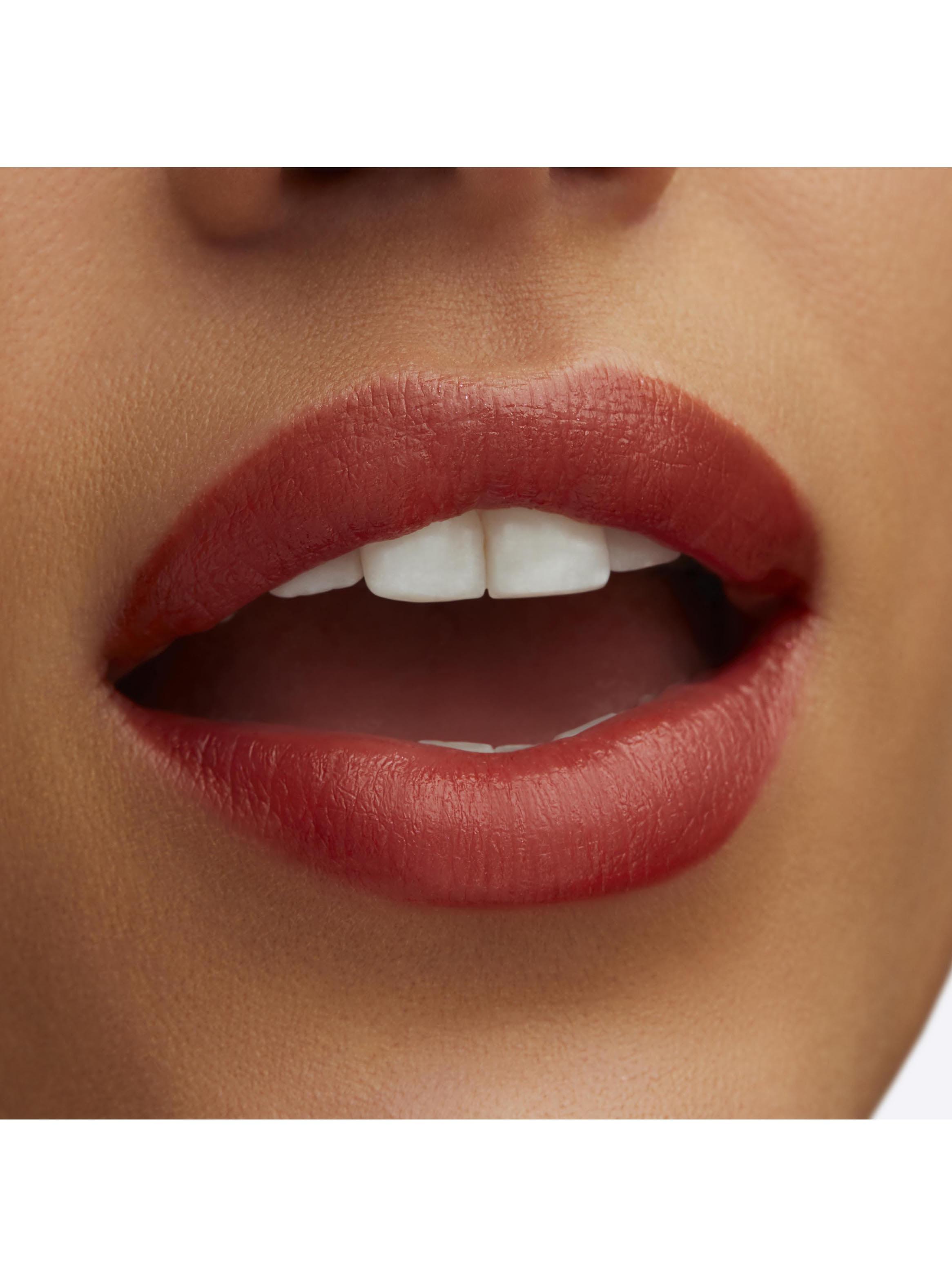 Labial Lustreglass Sheer-Shine Local Celeb 3.5 g-2