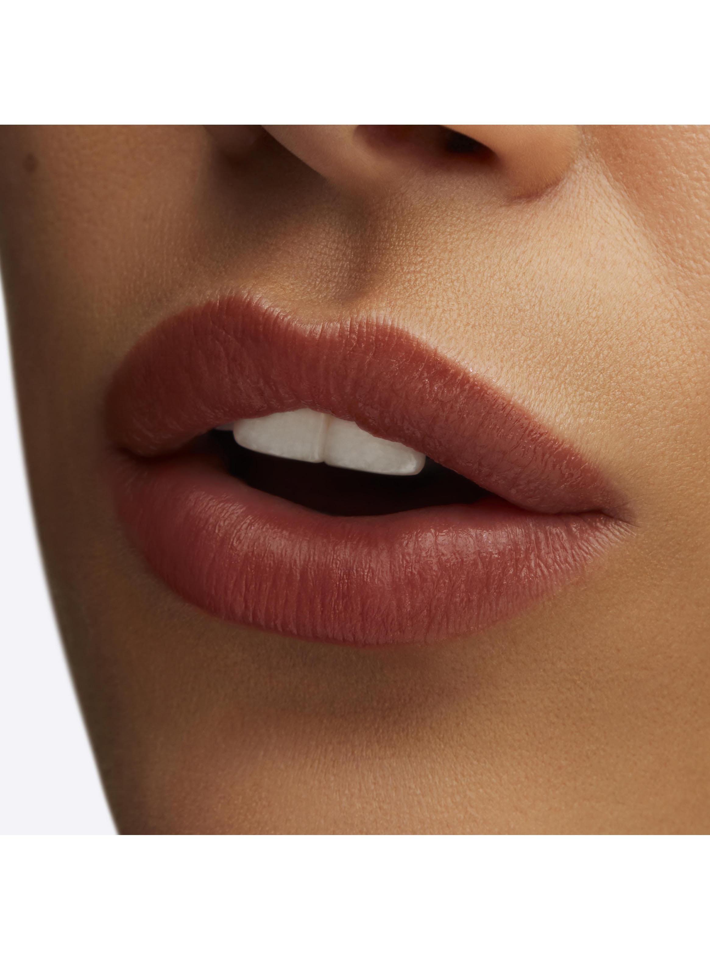 Labial Lustreglass Sheer-Shine Posh Pit  3.5 g-2