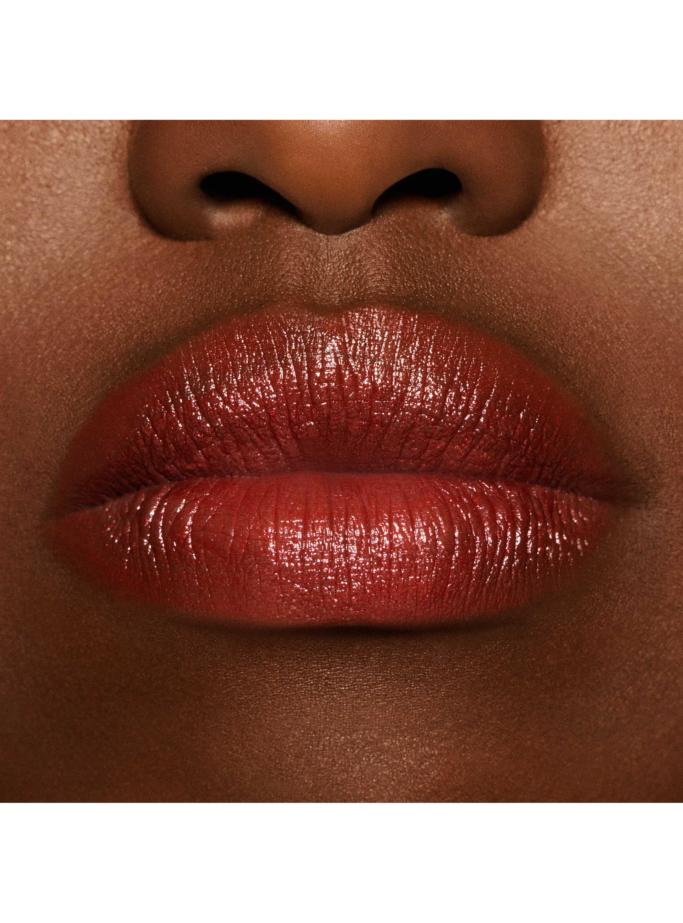 Labial Lustreglass Sheer-Shine Housewife 3.5 g-4