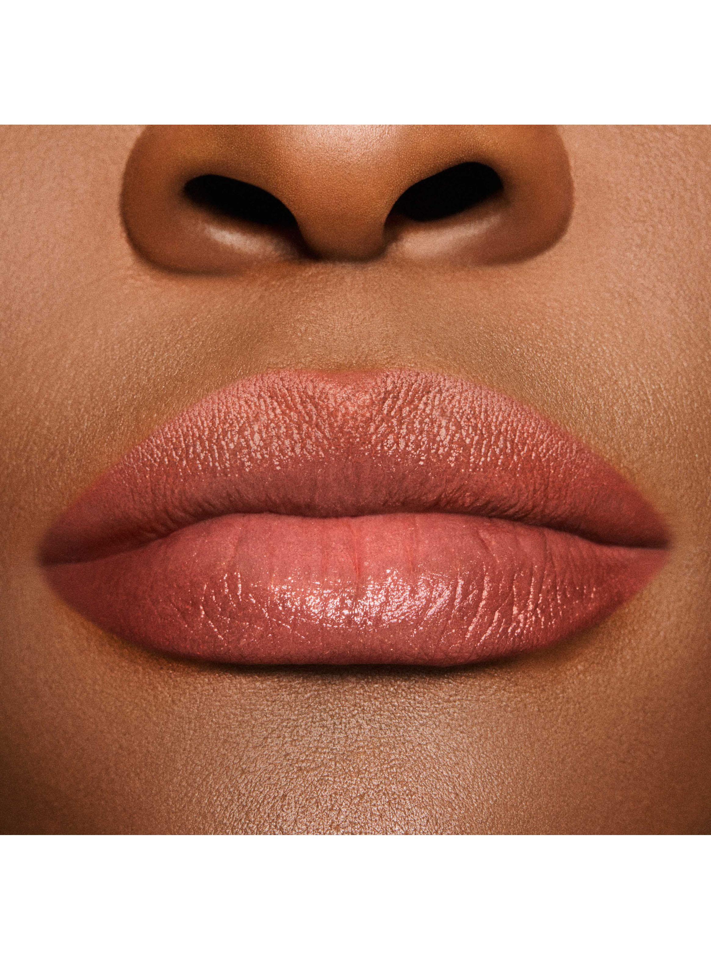 Labial Lustreglass Sheer-Shine Lil Squirt  3.5 g-4