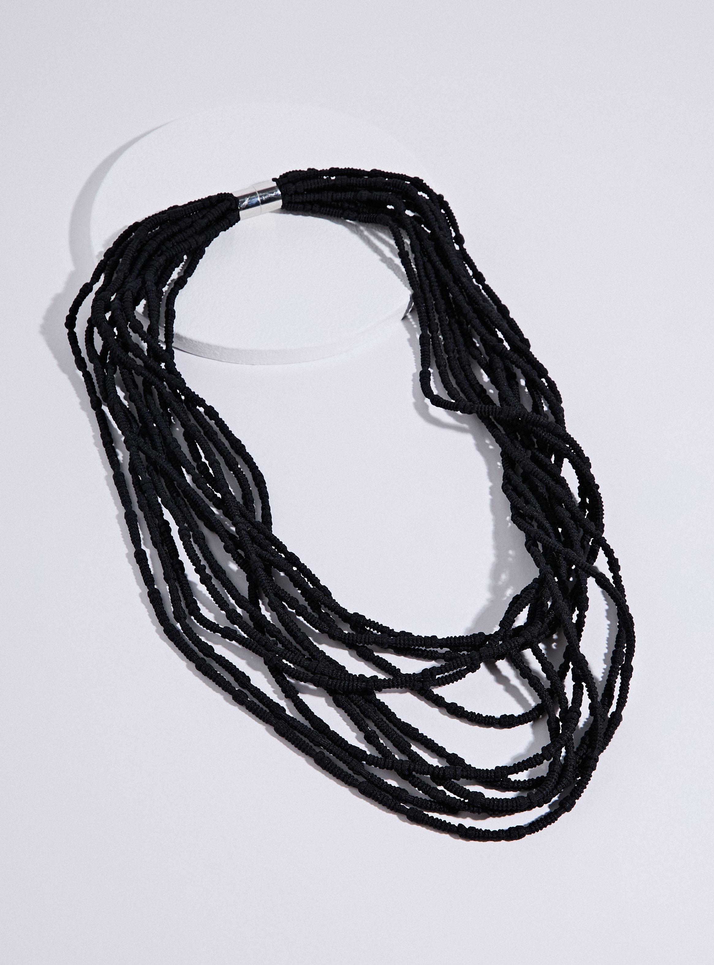 Collar Elasticado con Correas Múltiples-2