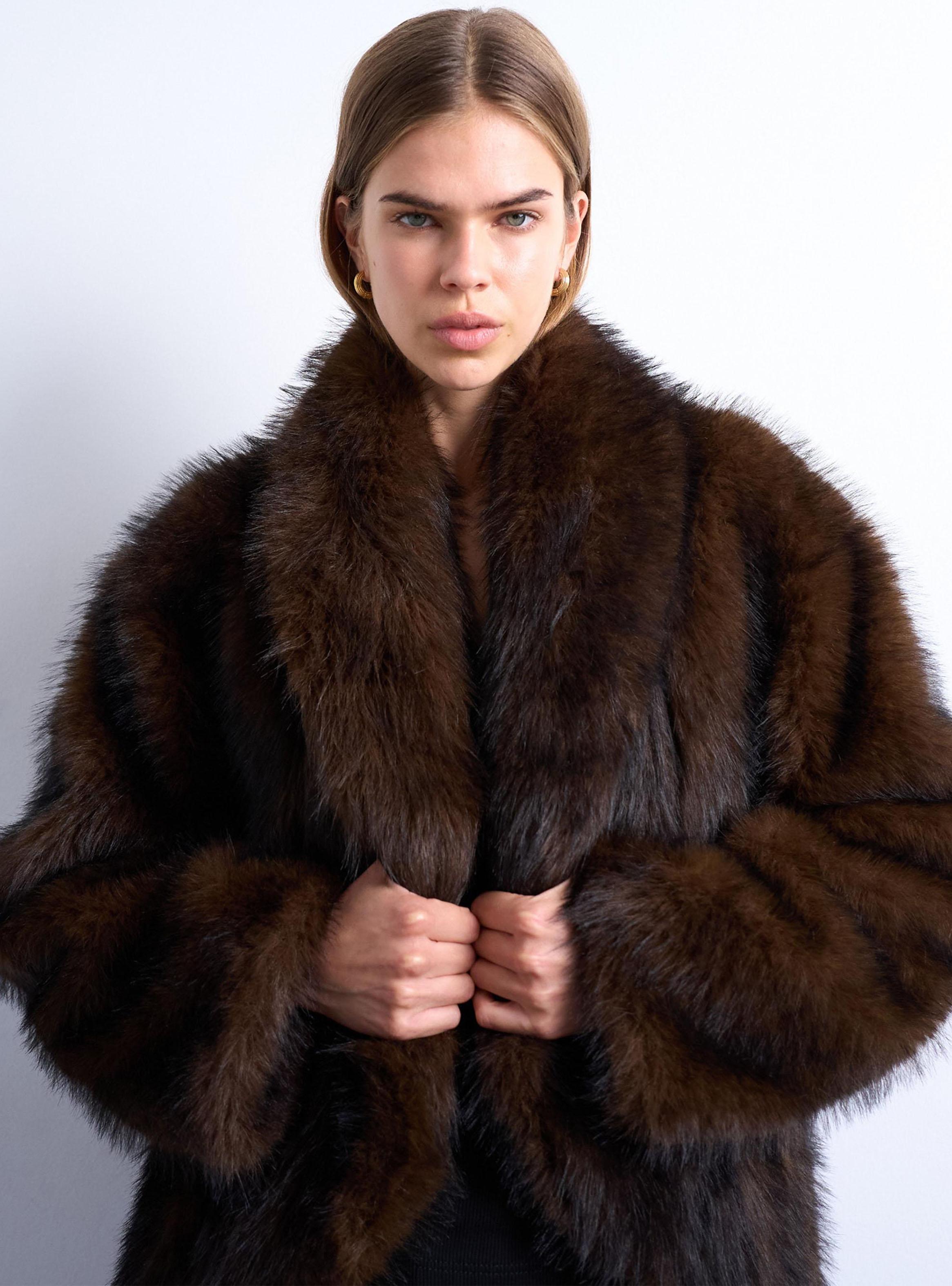 Abrigo Liva Jacket-2