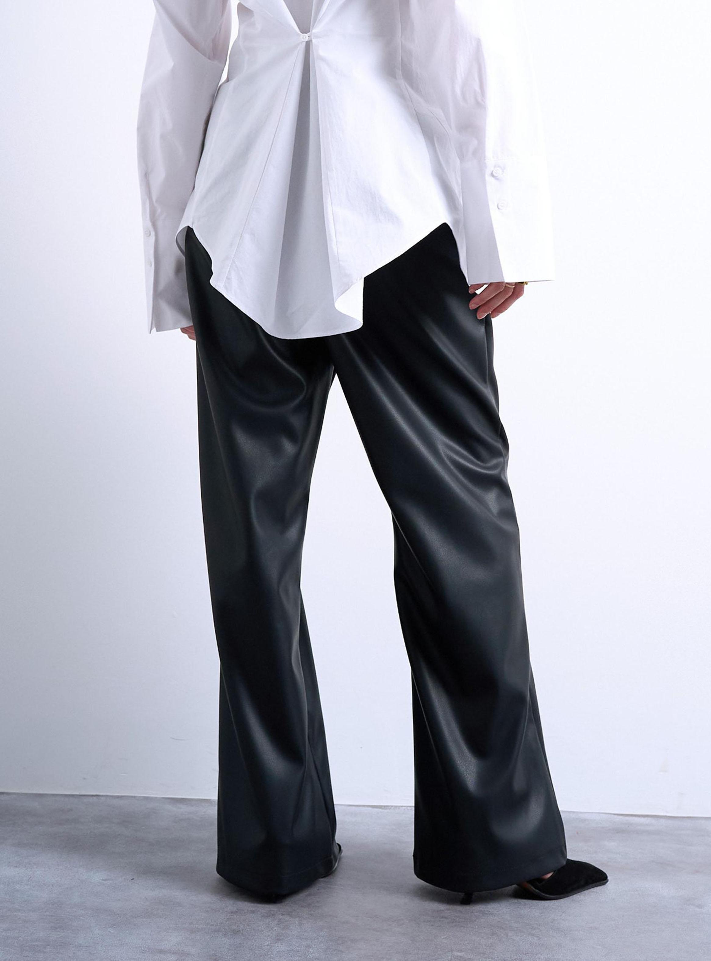 Jogger Milla Efecto Cuero-1