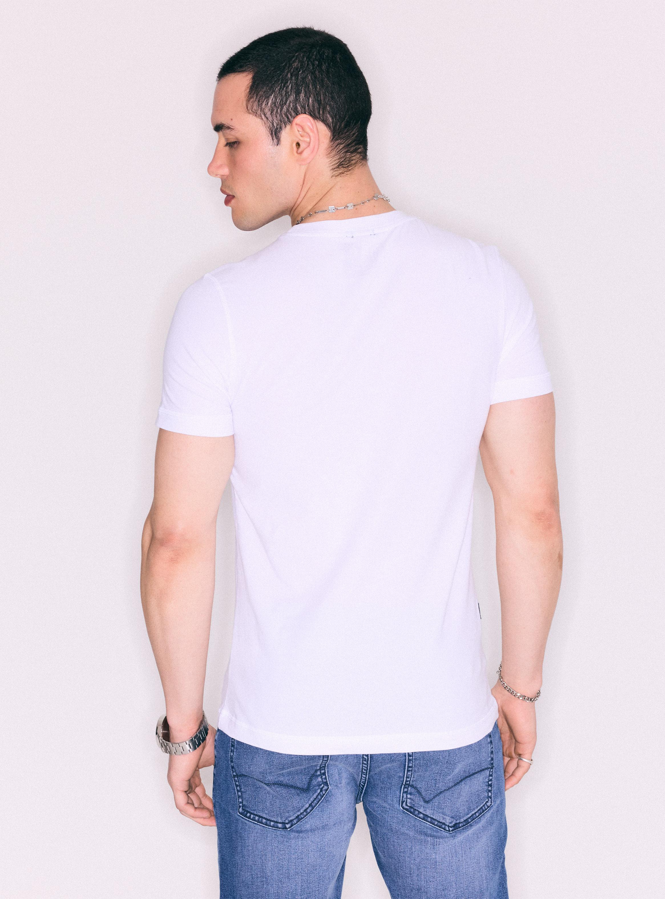 Polera Muscle Fit Lavada-1