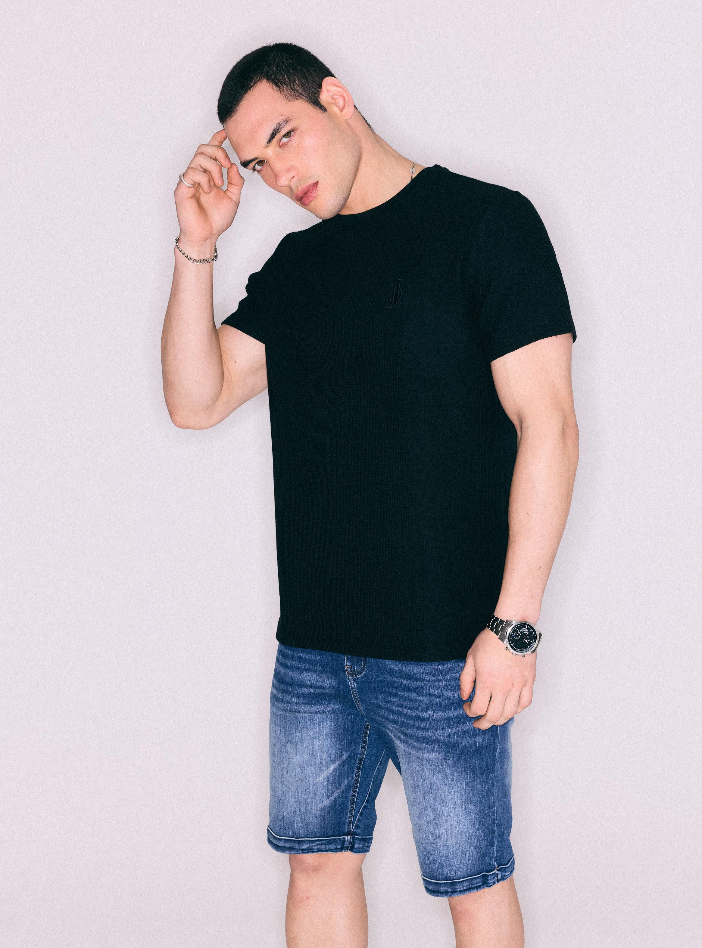 Polera Long Fit Tela Texturada Vertical Borde recto​-0