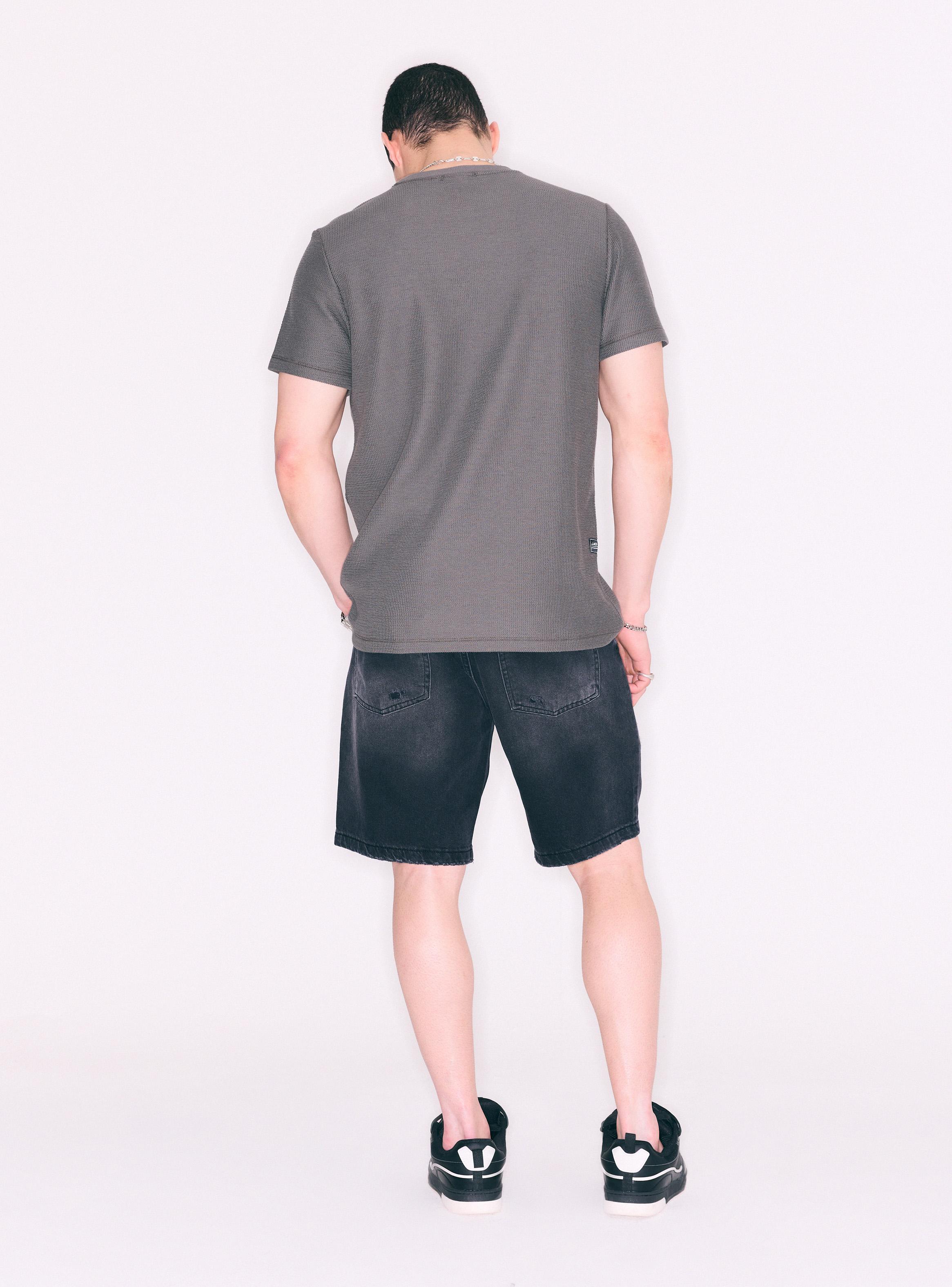 Short Negro con Roturas-5