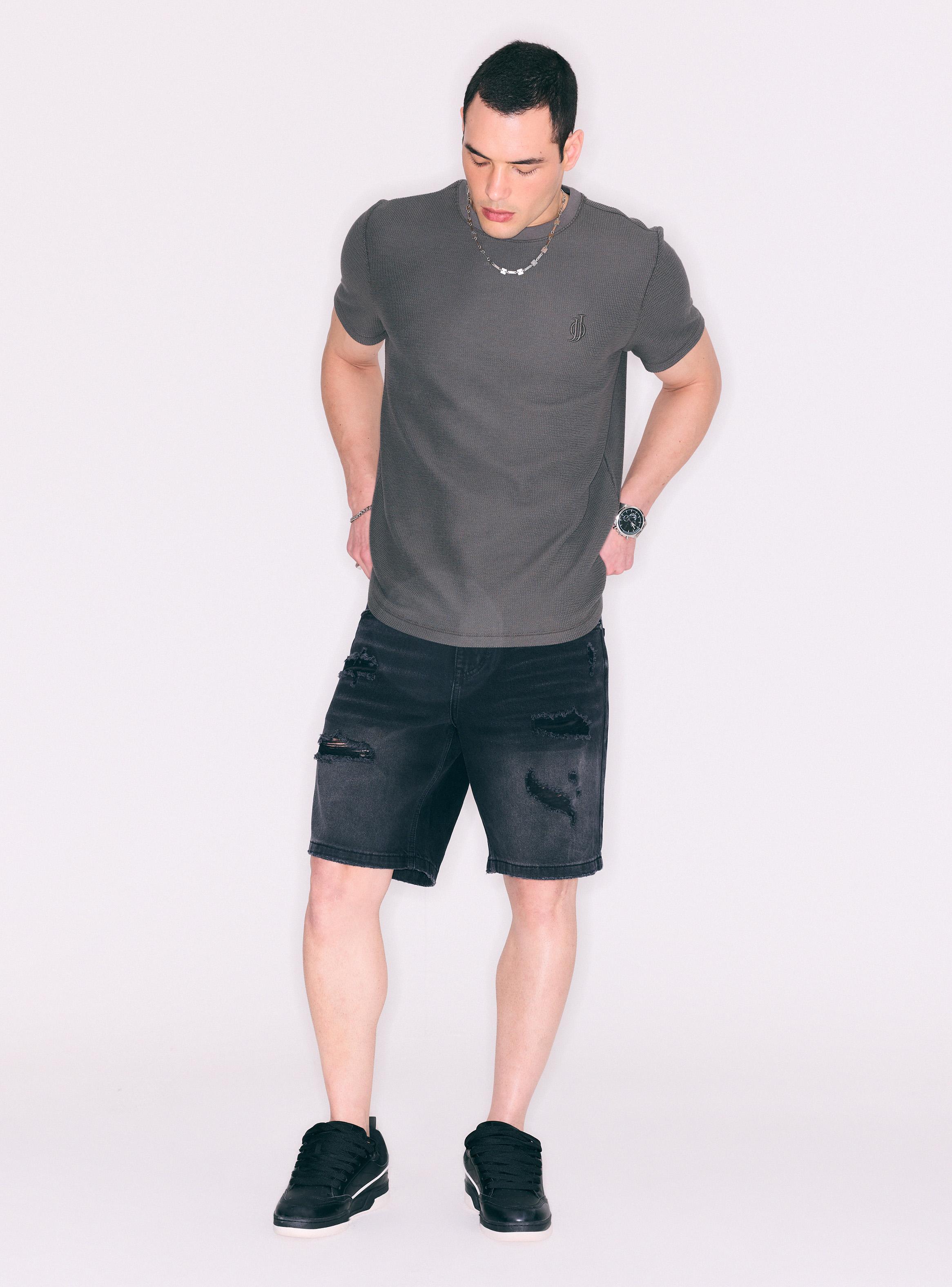 Short Negro con Roturas-4