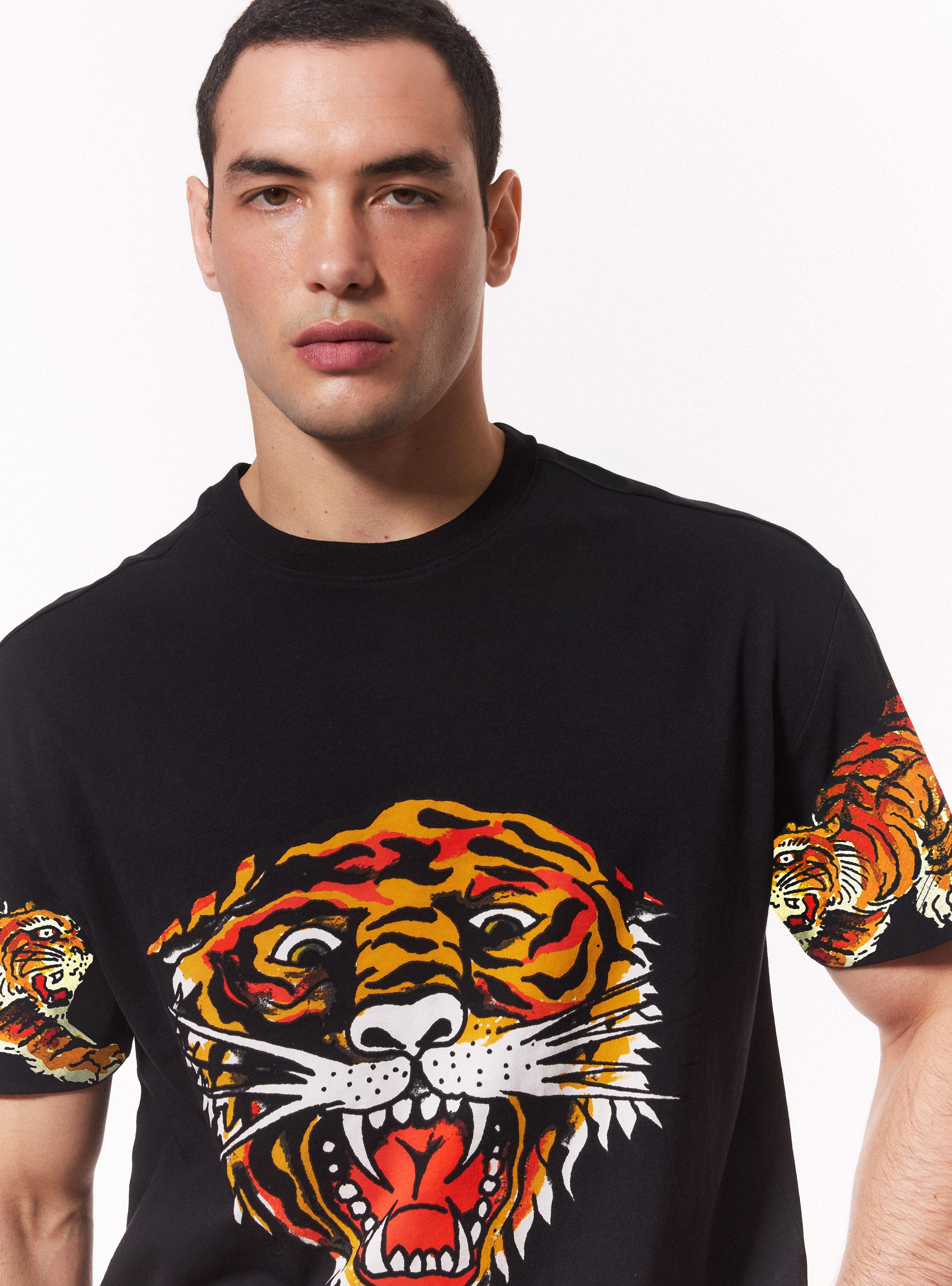 Polera Ed Hardy Estampado Frontal y Mangas-2