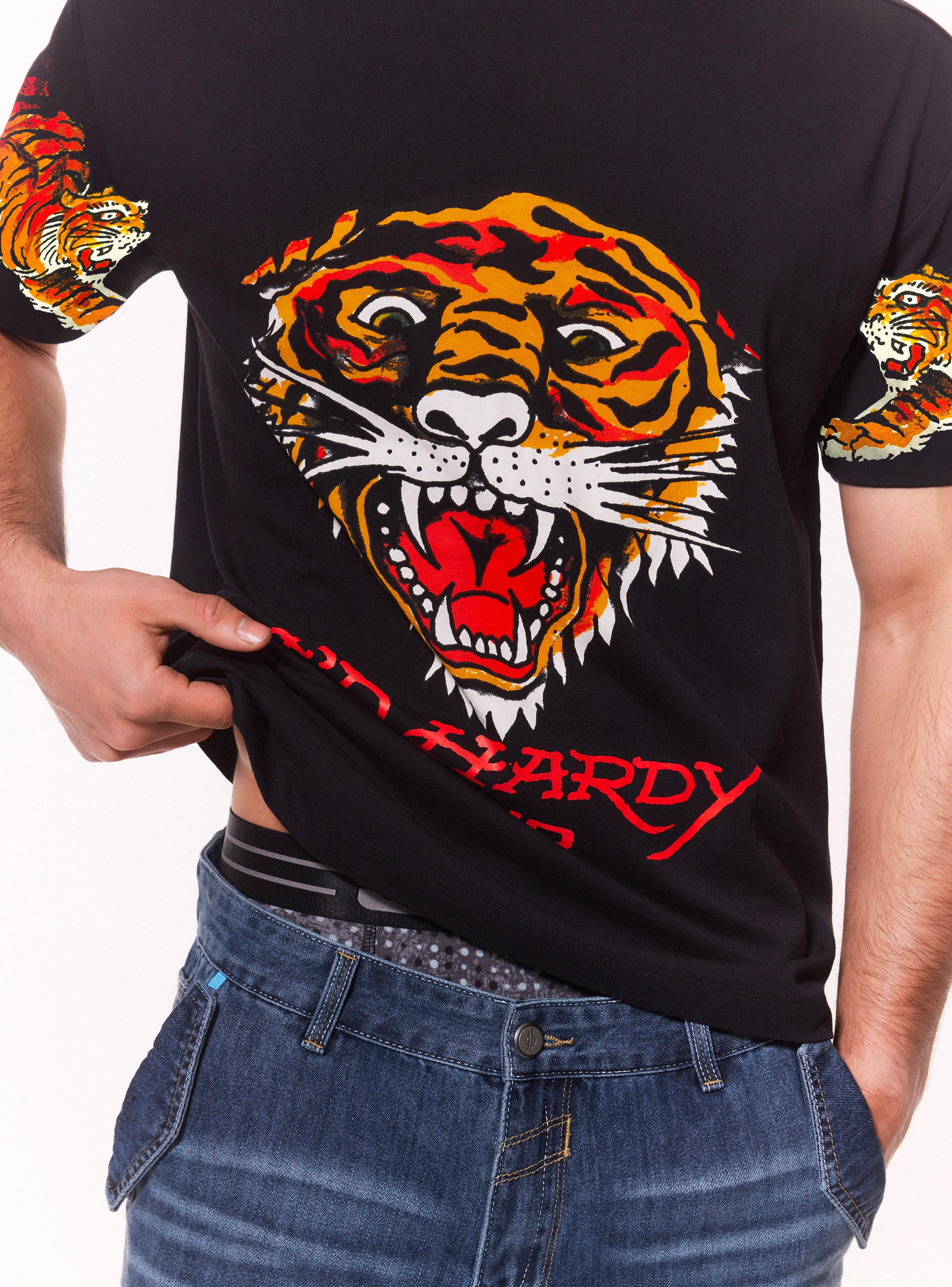 Polera Ed Hardy Estampado Frontal y Mangas-3