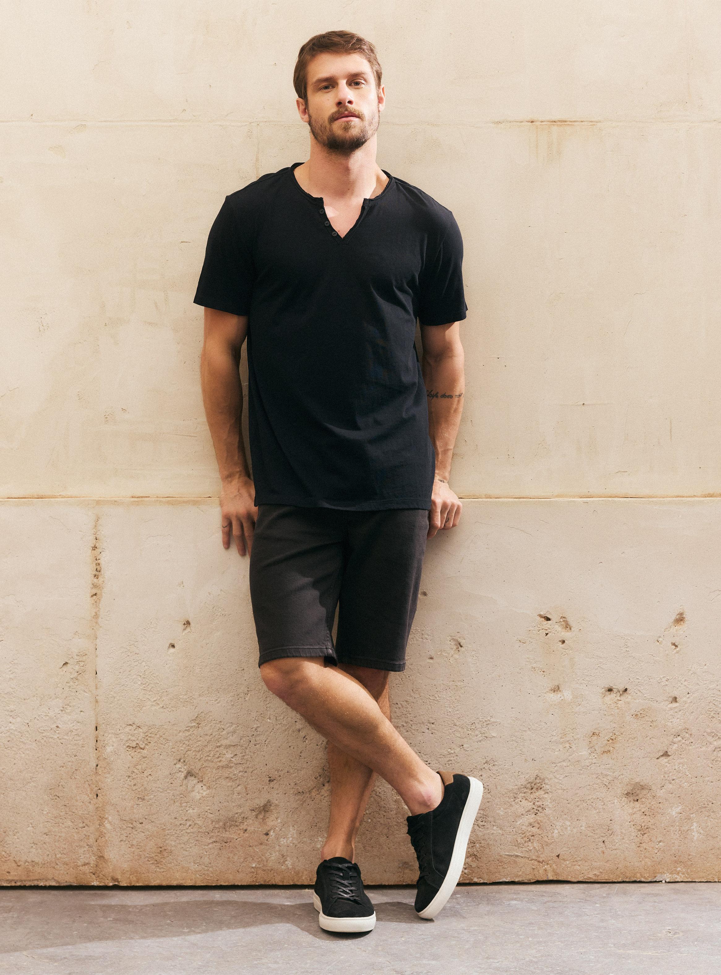 Polera Henley Algodón Cuello V-3