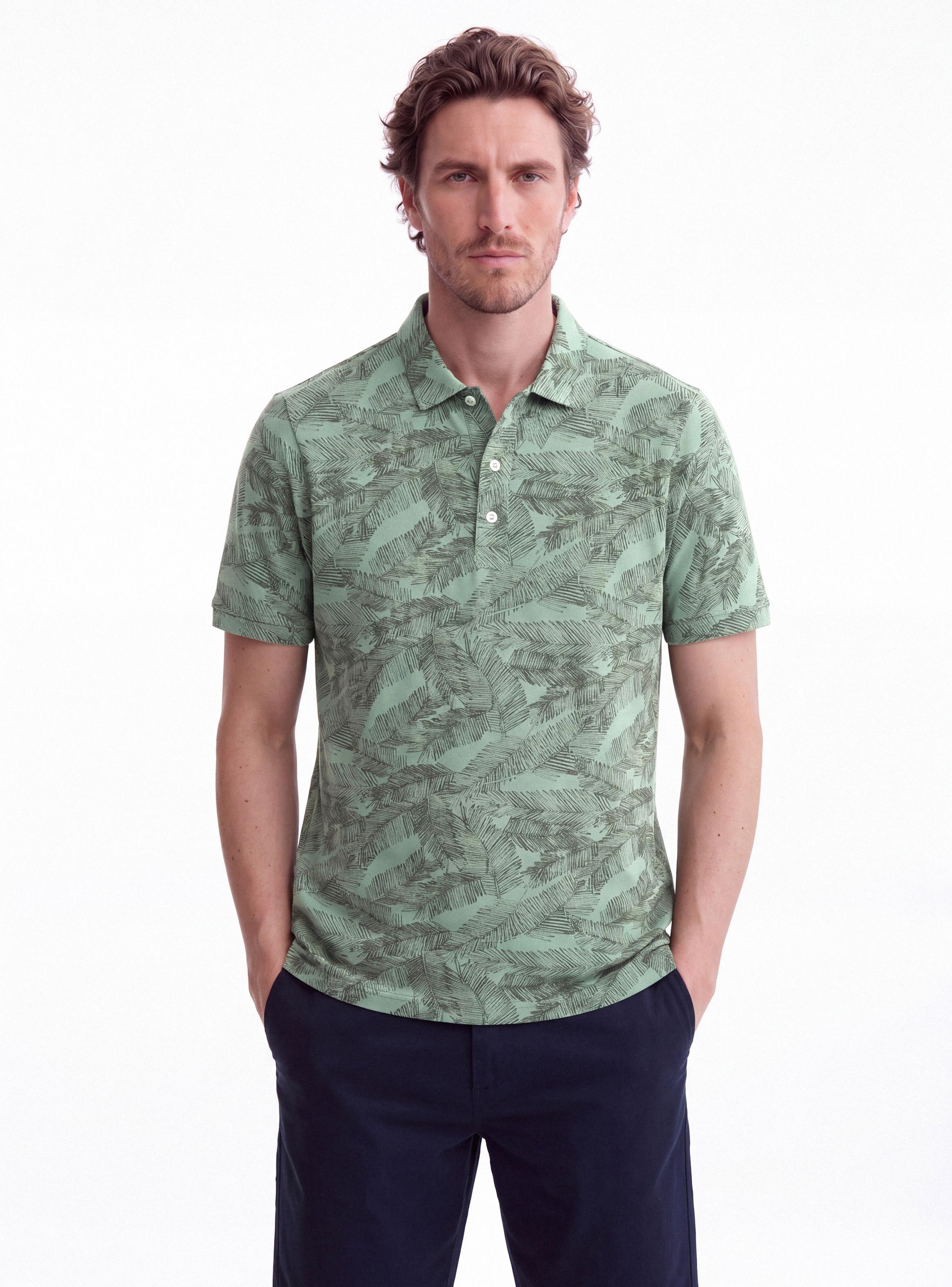 Polera Piqué Cuello Polo con Diseño-0
