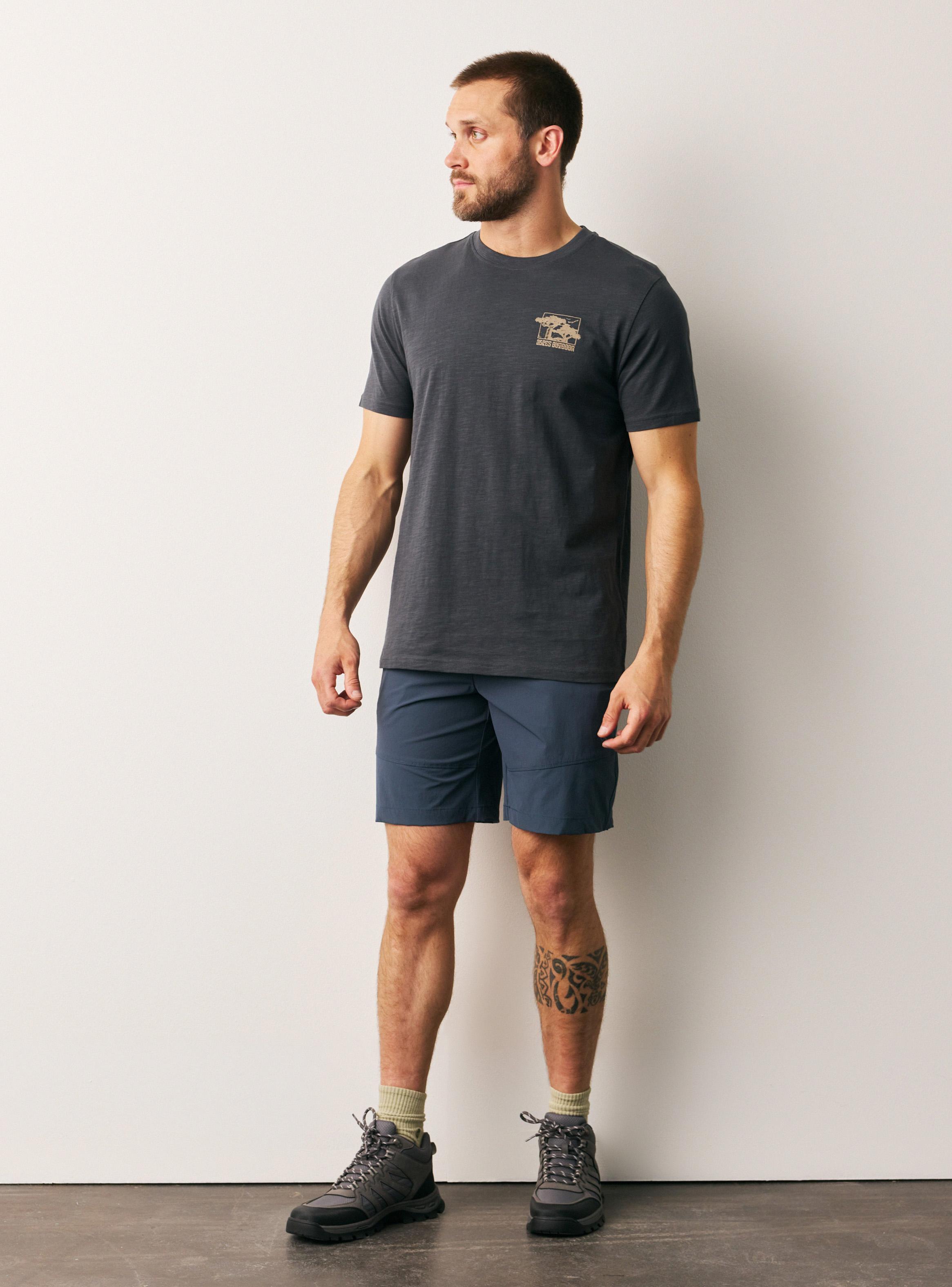 Polera Diseño Estampado en Pecho-4