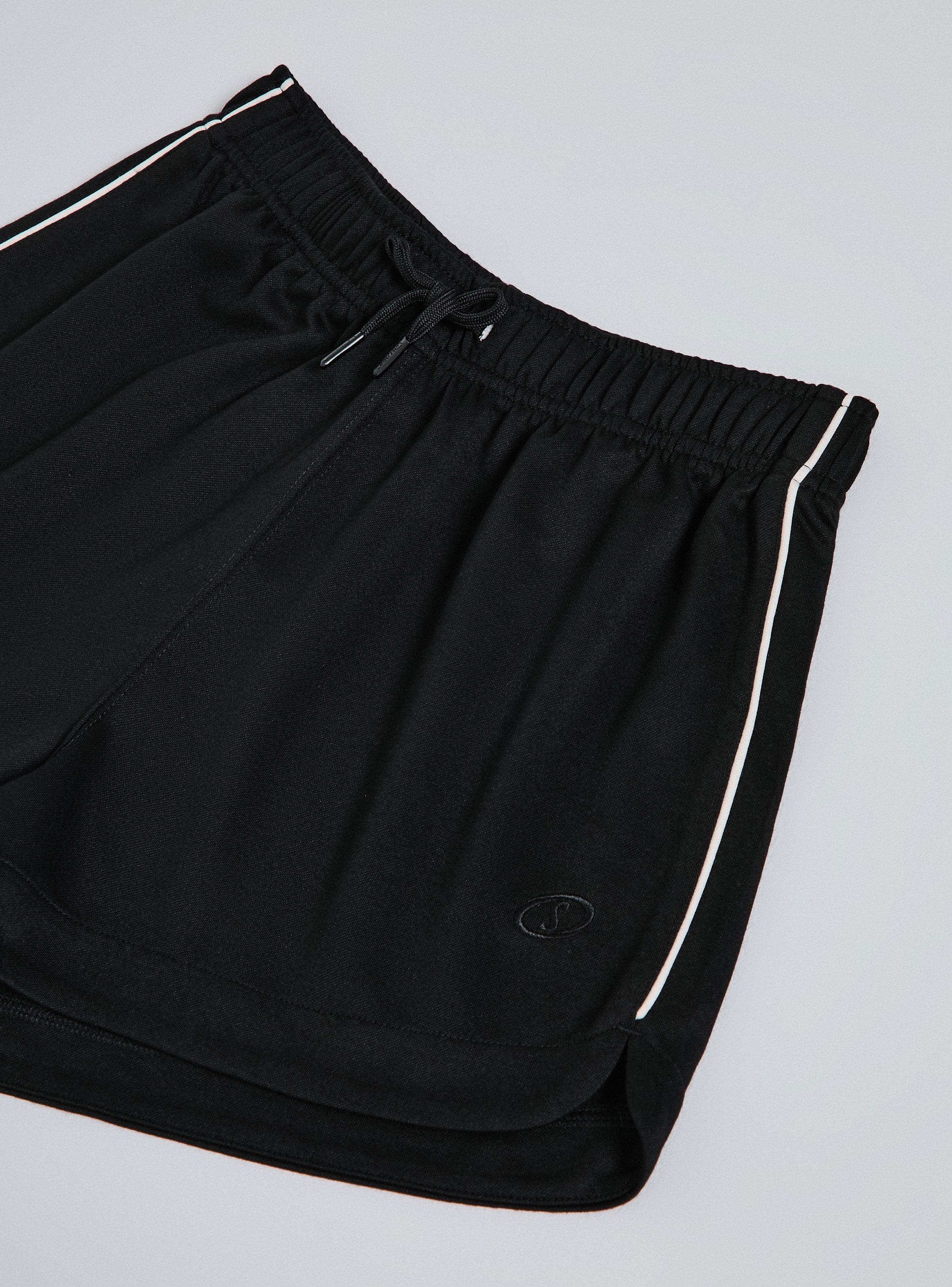 Short Suave Pippings-3