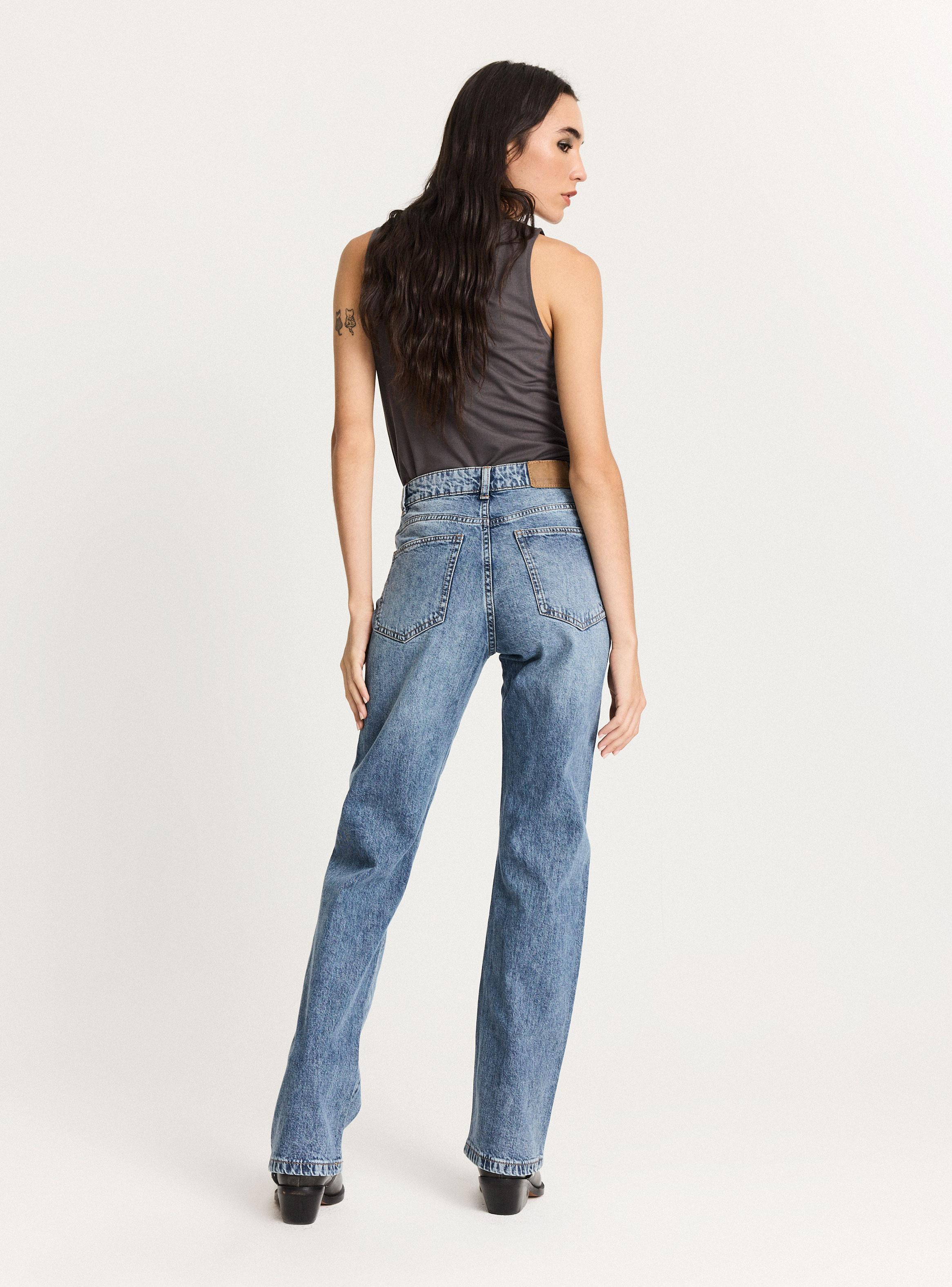 Jeans Straight Básico Tiro Medio-5