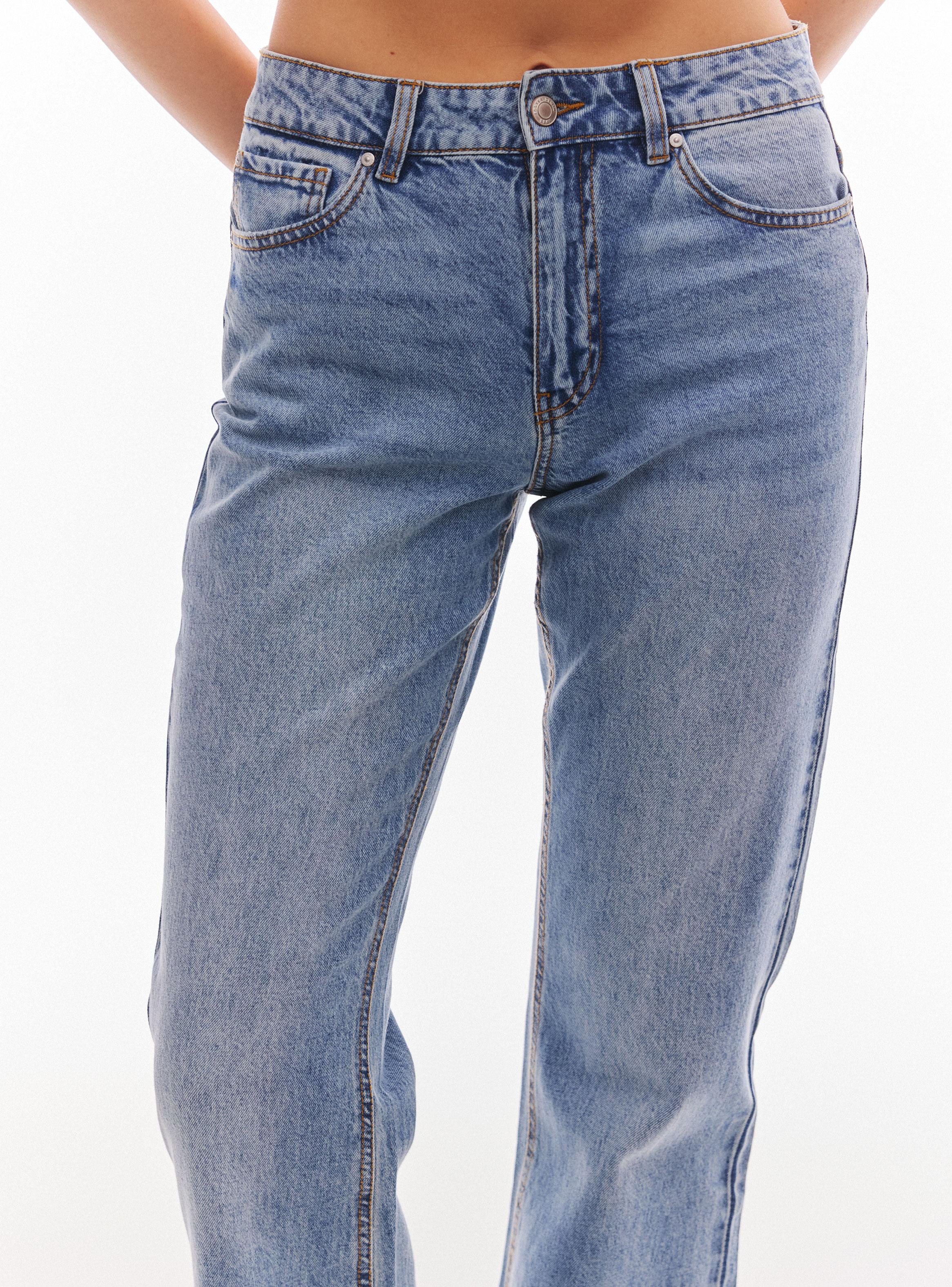 Jeans Flare Básico Tiro Medio-2