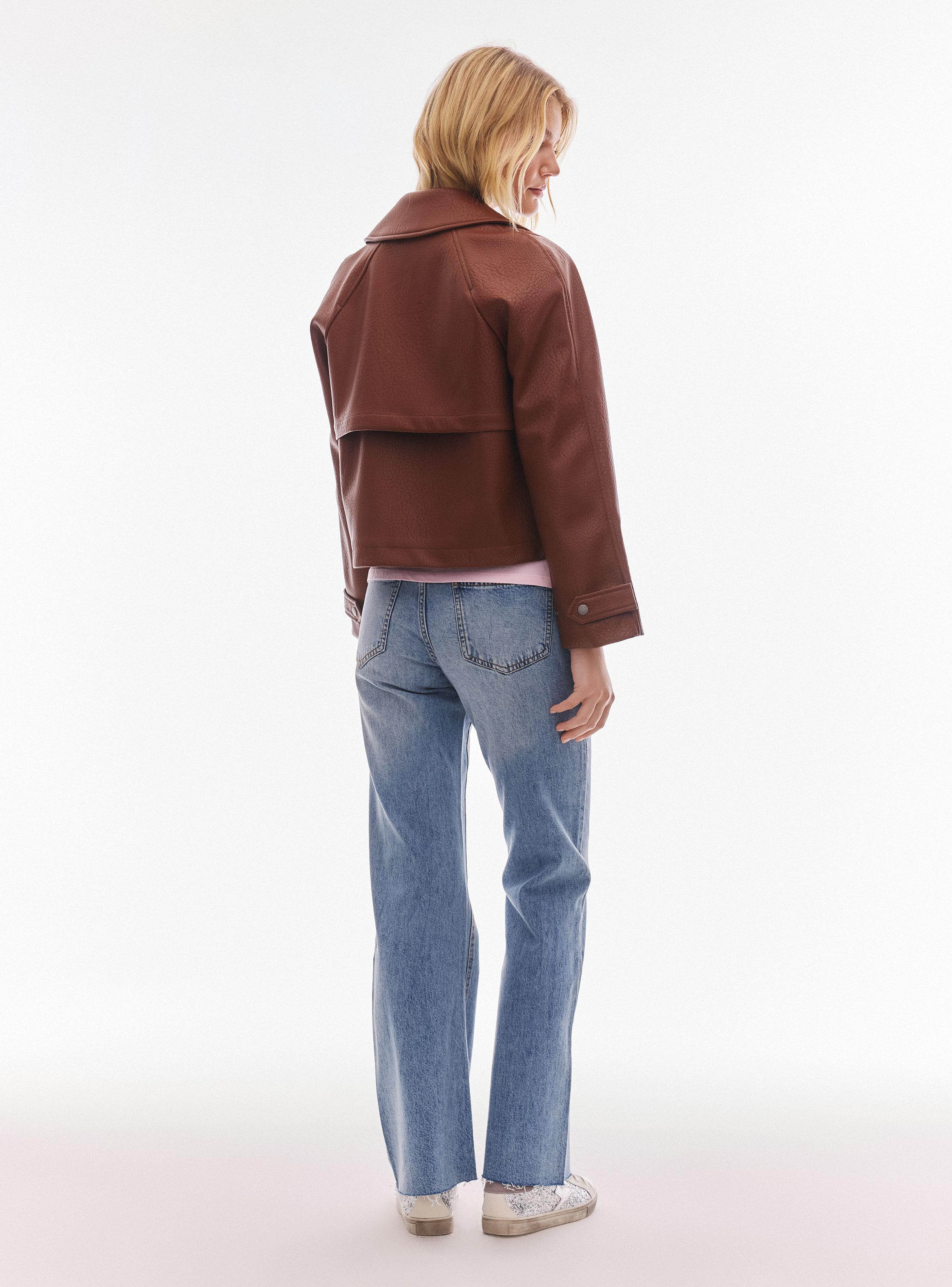 Jeans Flare Básico Tiro Medio-5