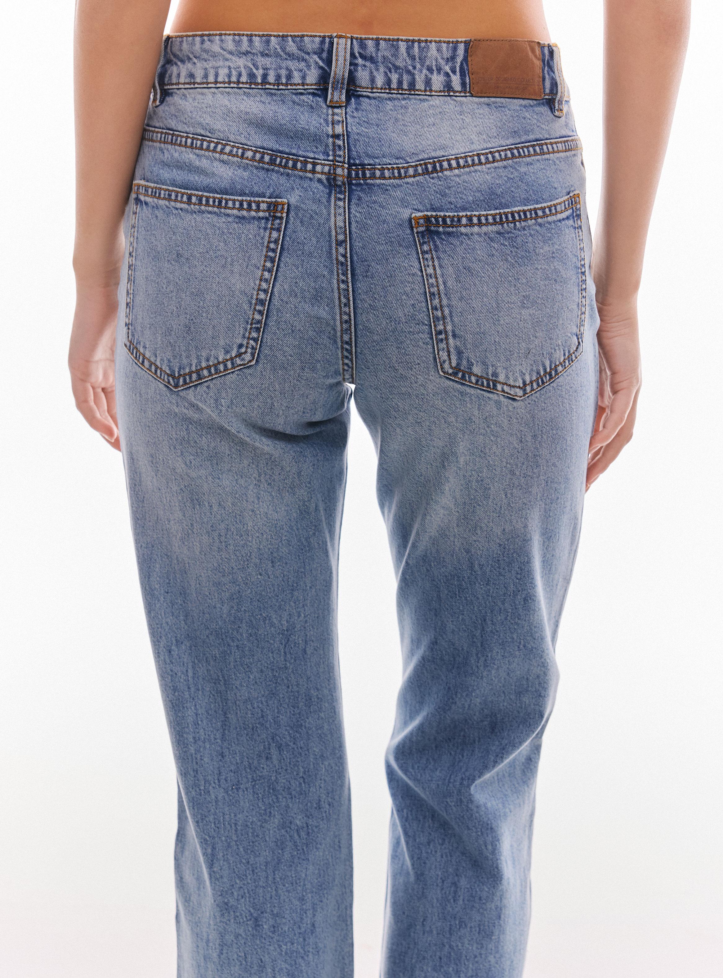 Jeans Flare Básico Tiro Medio-3