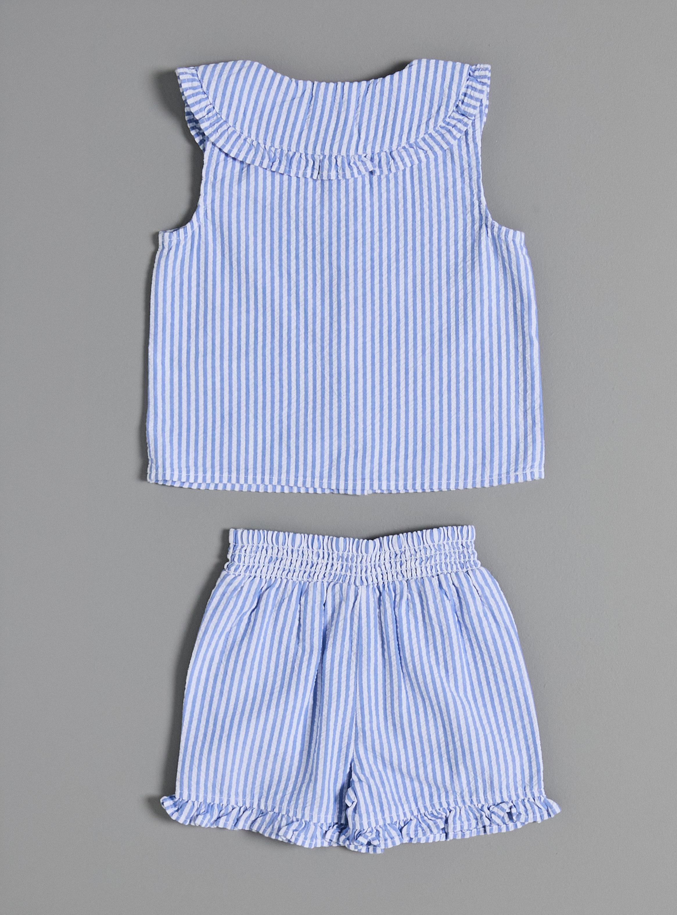 Conjunto Rayas Verticales con Botones Frontales-2