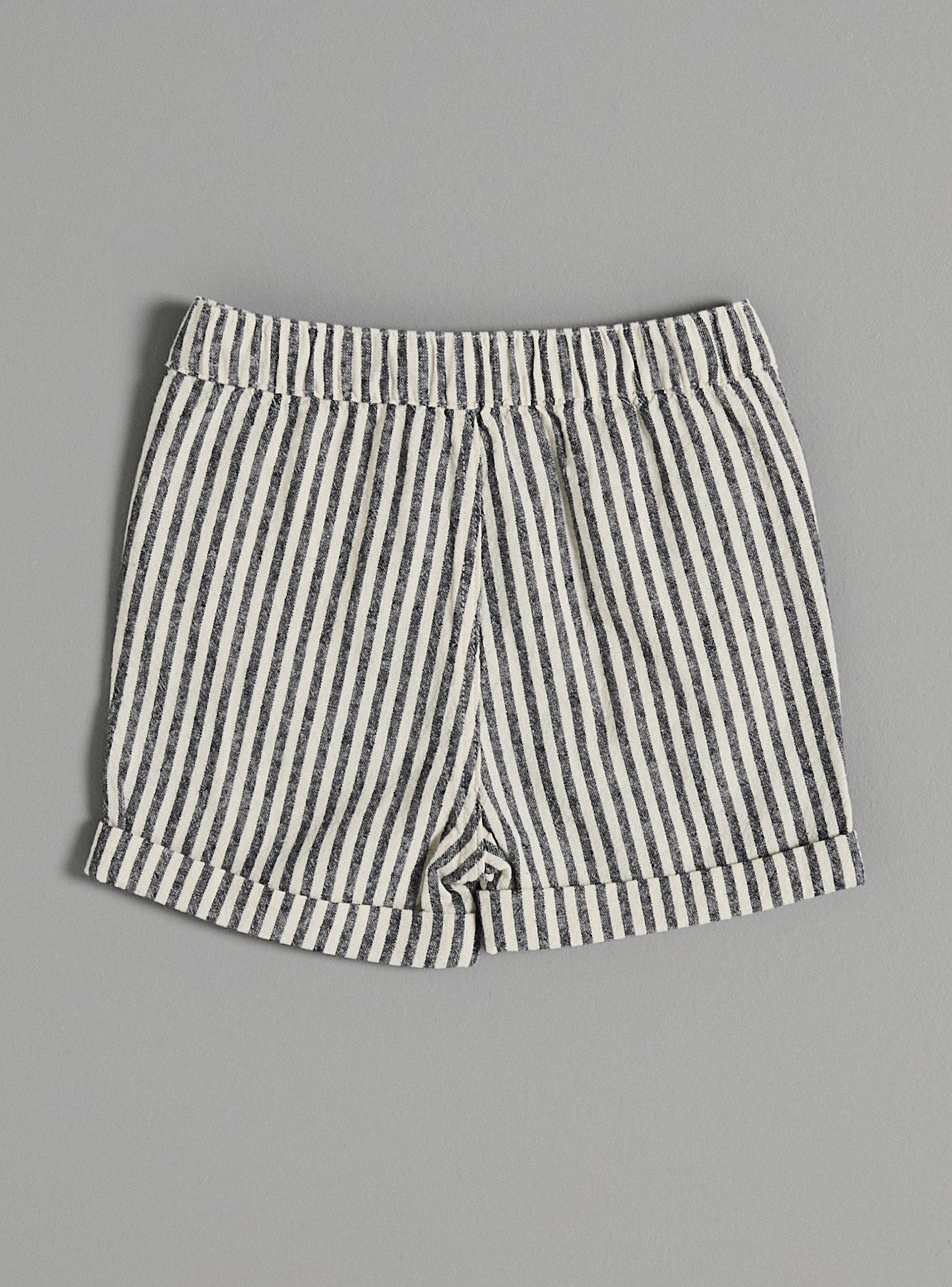 Short Rayas Verticales con Etiqueta Lateral Niño-2