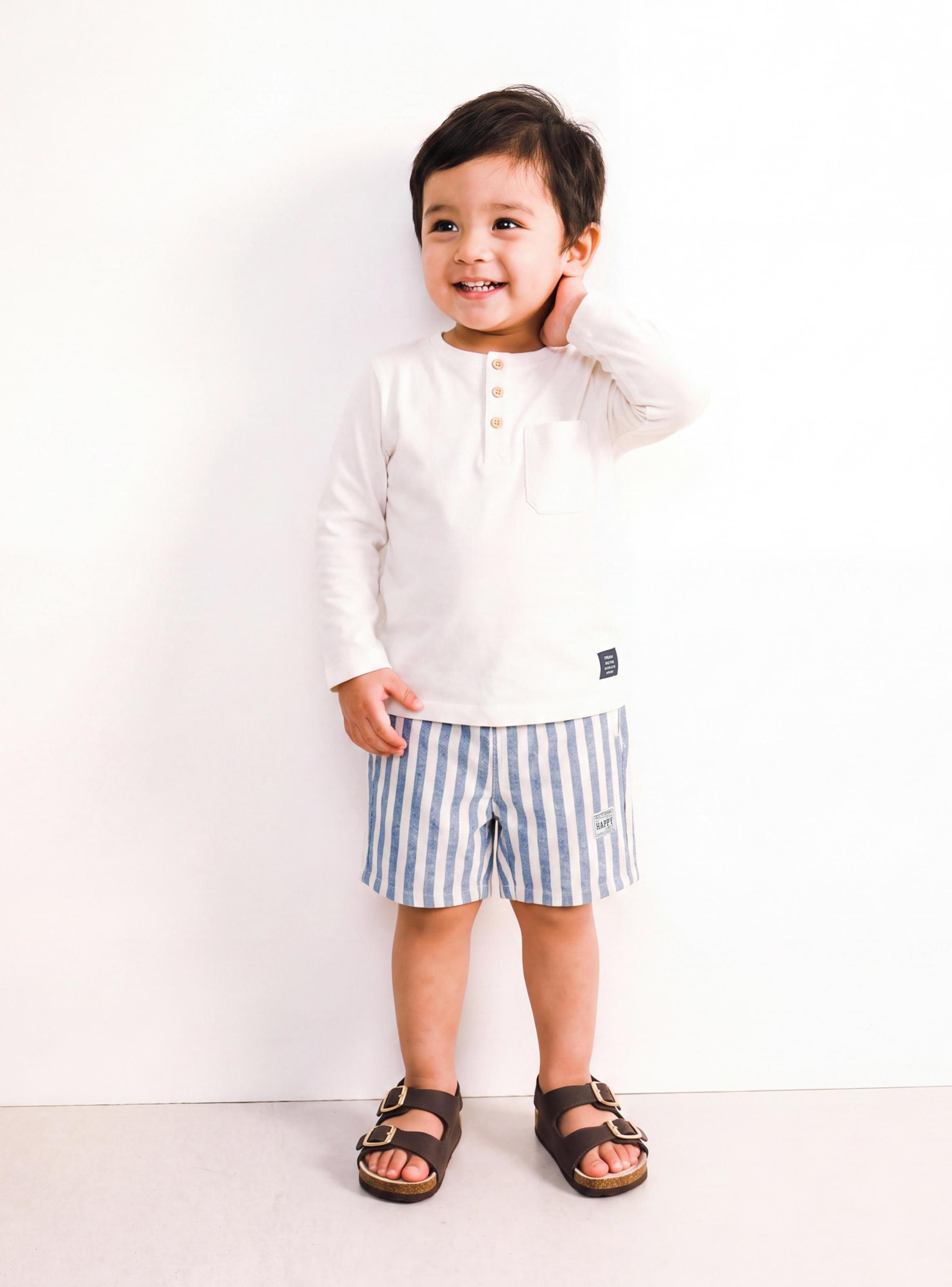 Short Rayas Verticales con Etiqueta Lateral Niño-0