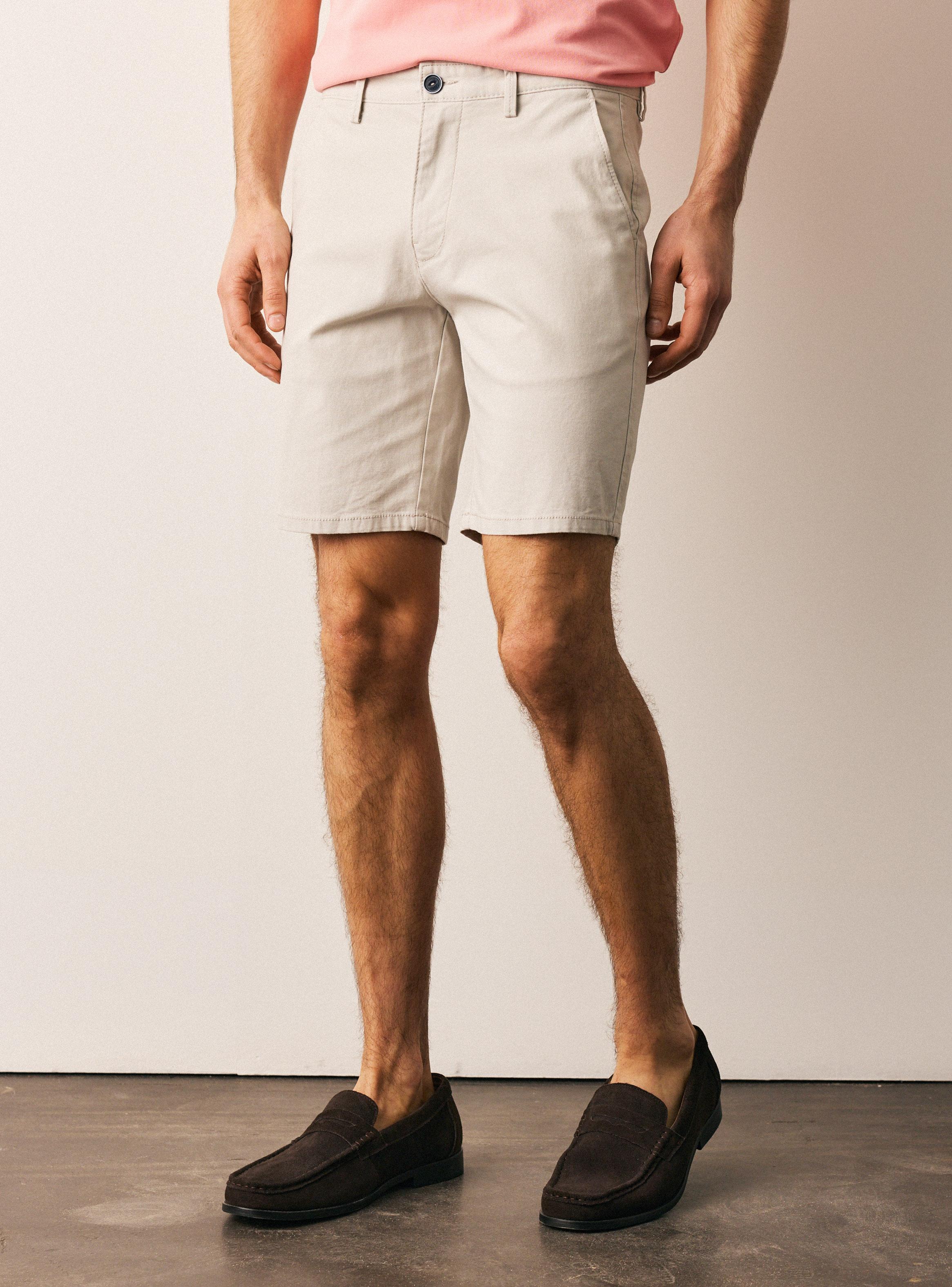 Short Bermuda Corte Chino con Spandex-0