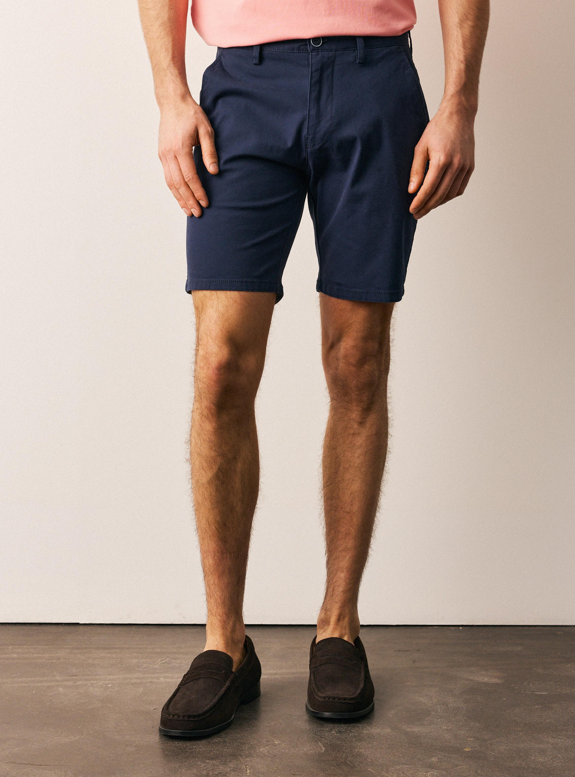 Short Bermuda Corte Chino con Spandex-0
