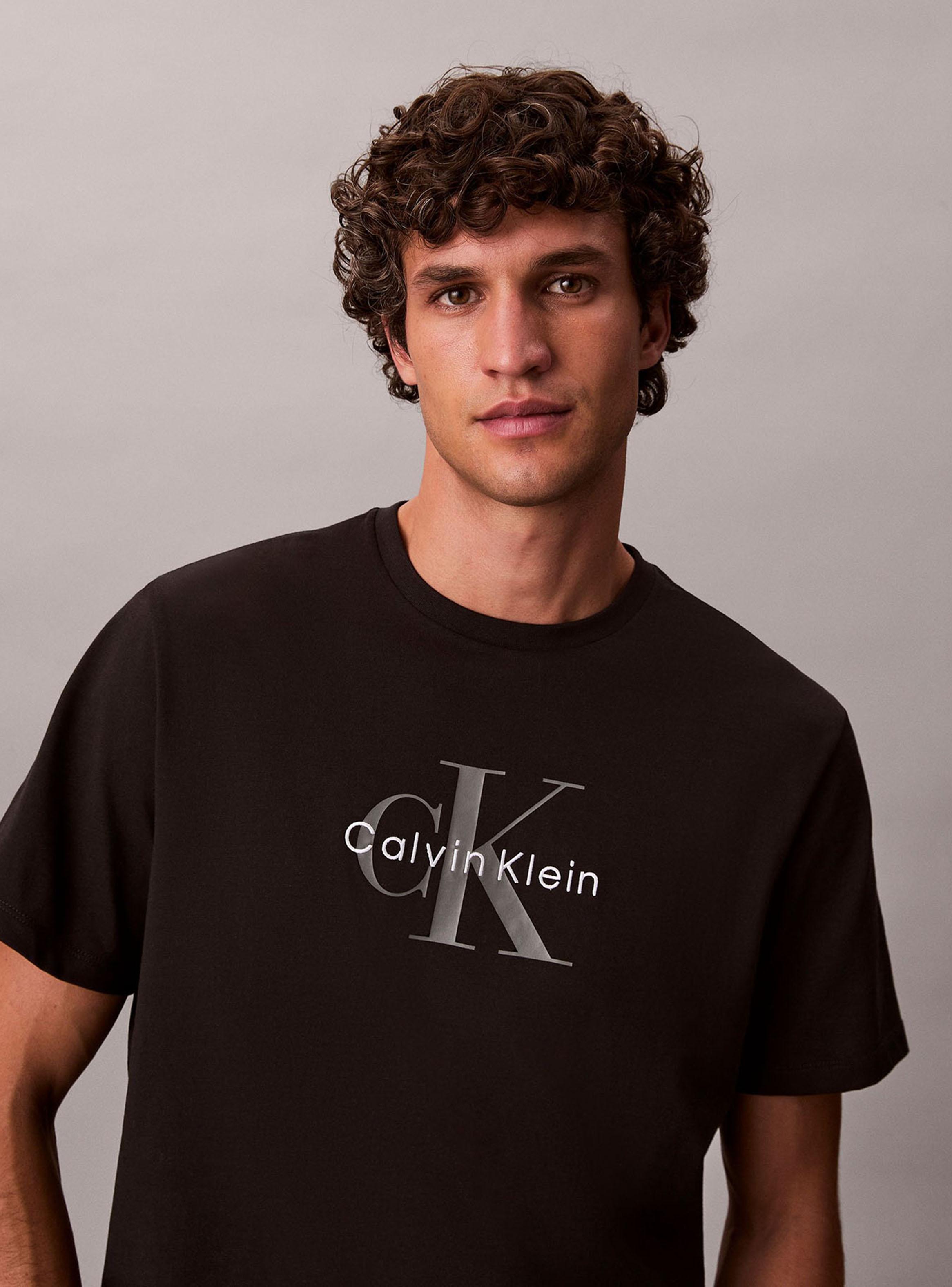 Polera Manga Corta Cuello Redondo CK-5