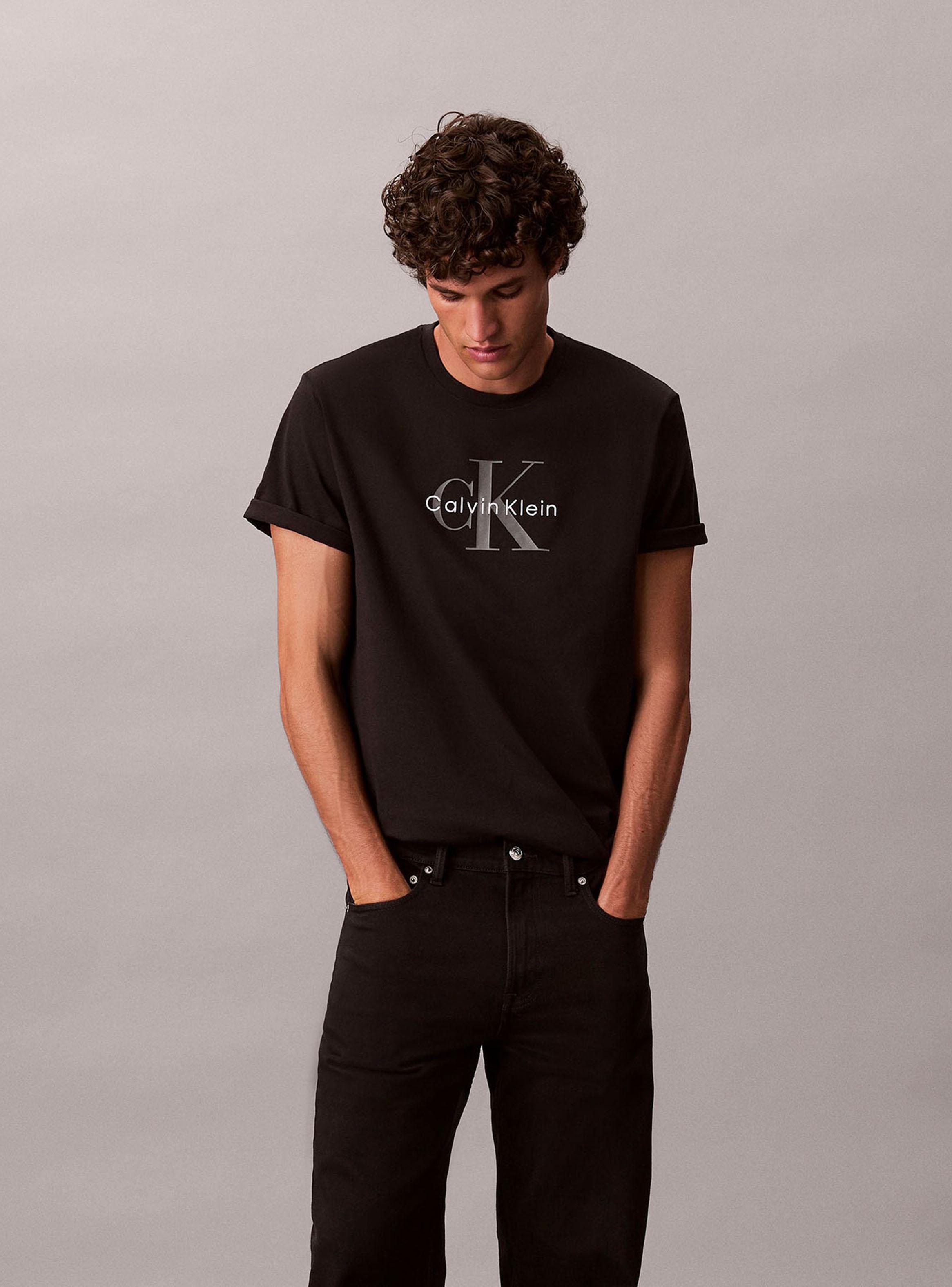 Polera Manga Corta Cuello Redondo CK-4