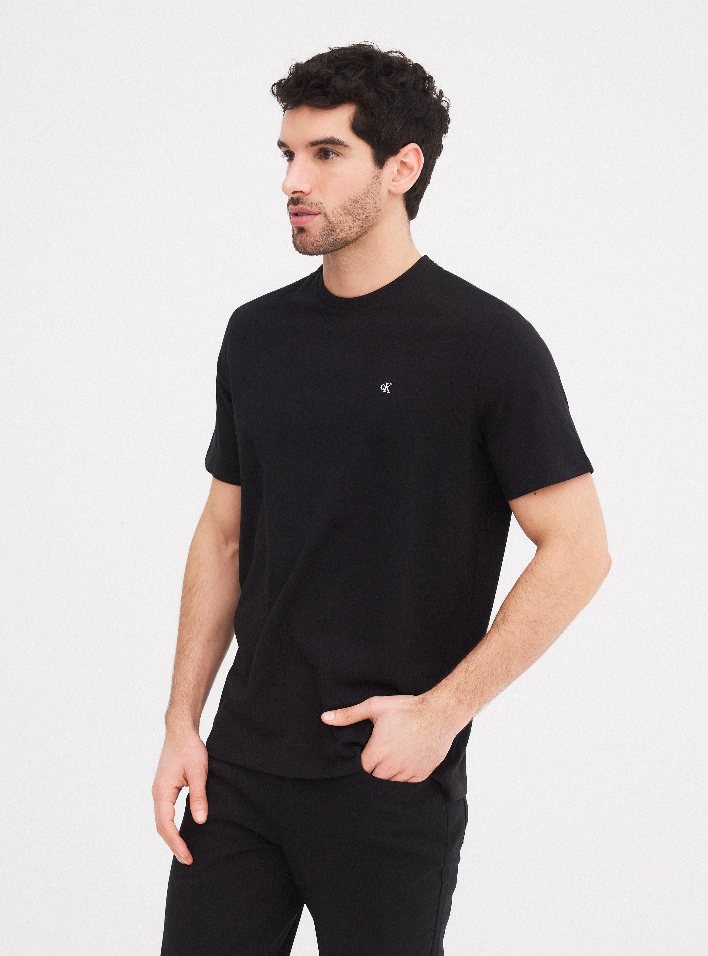 Polera Manga Corta Essential-0